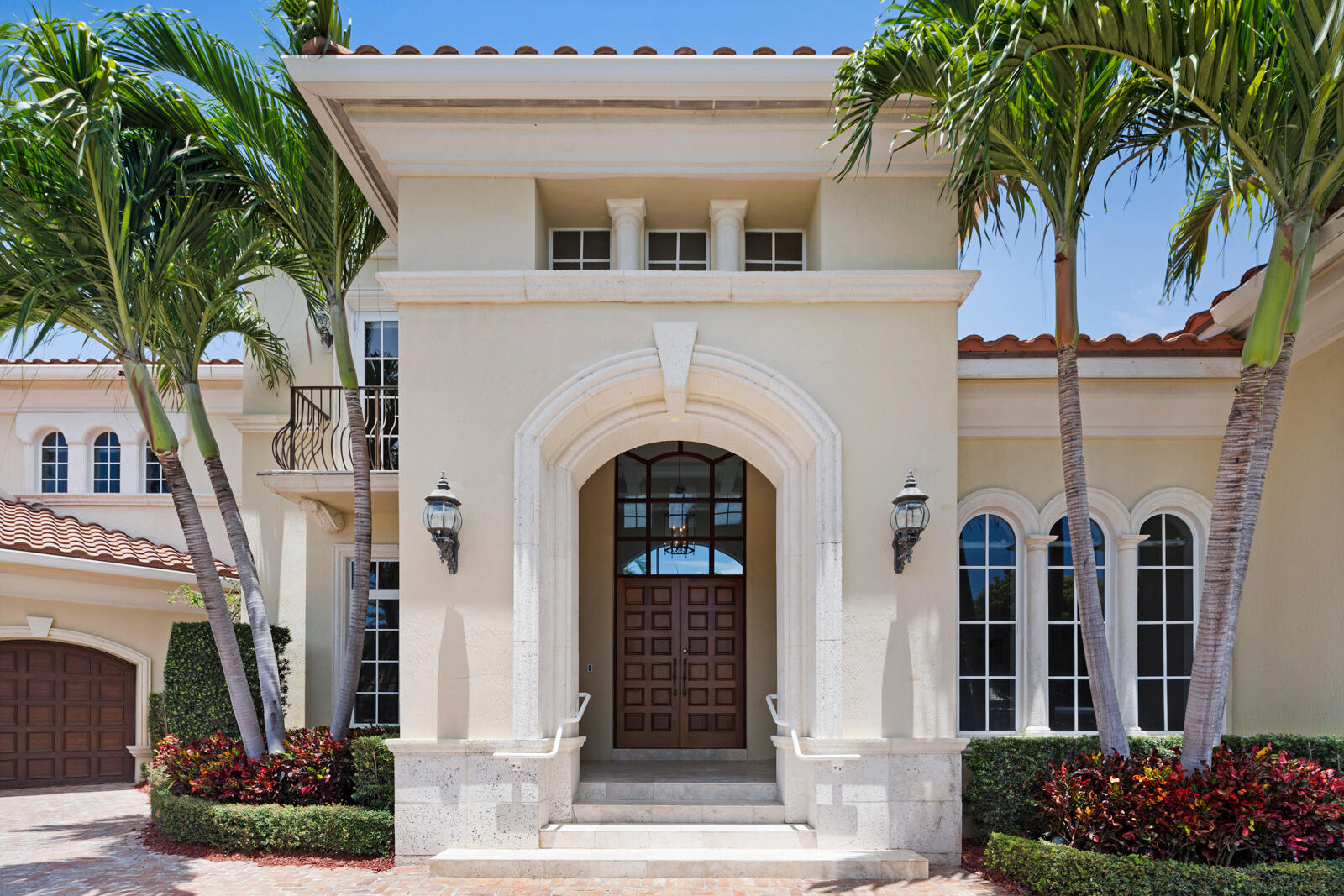 SUN AND SURF - Residential