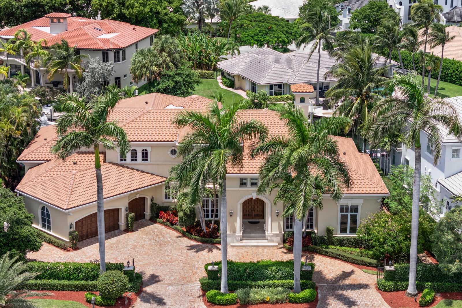 SUN AND SURF - Residential
