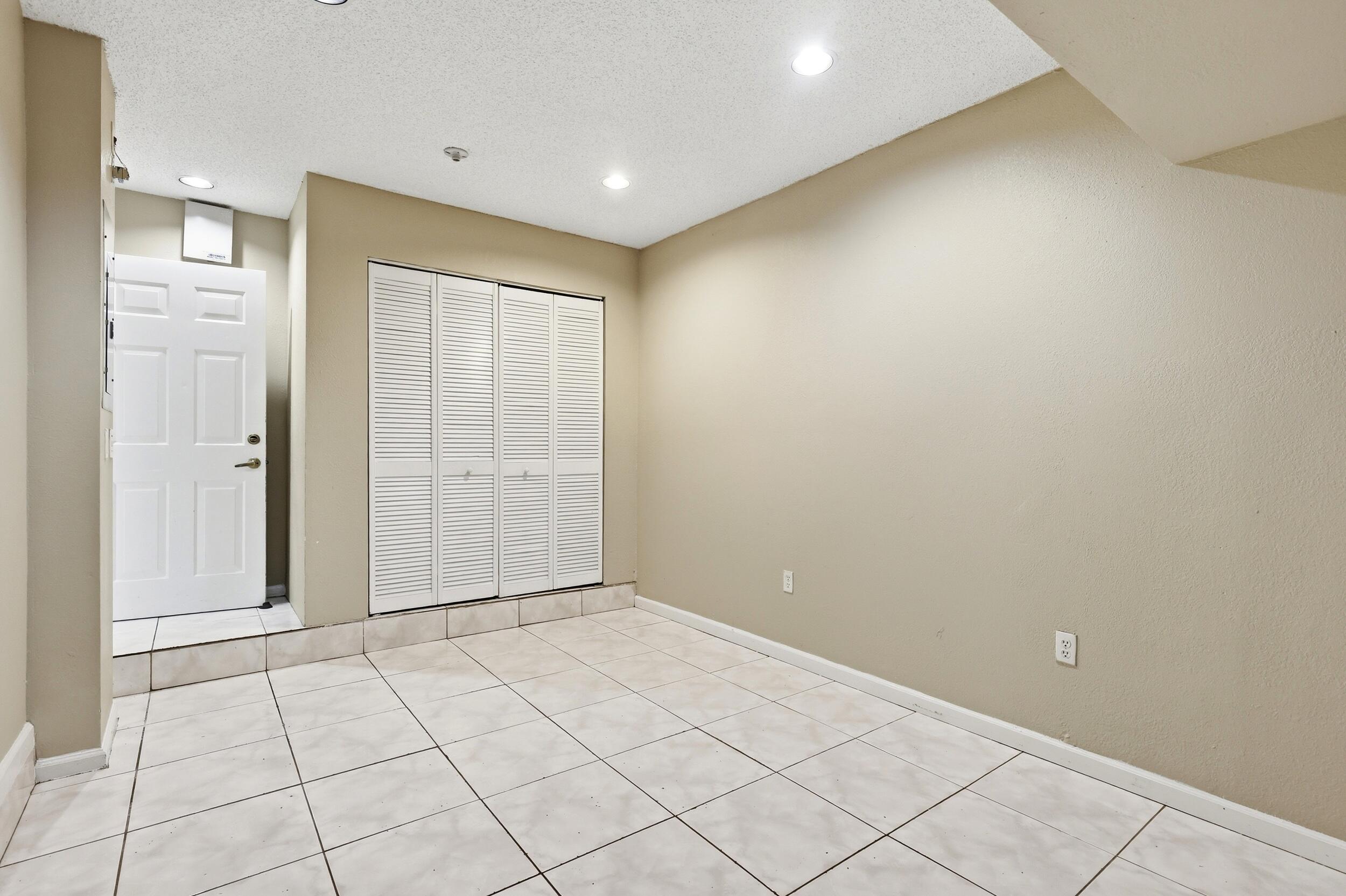 HOME DYNAMICS SUNRISE PLAT - Residential Lease
