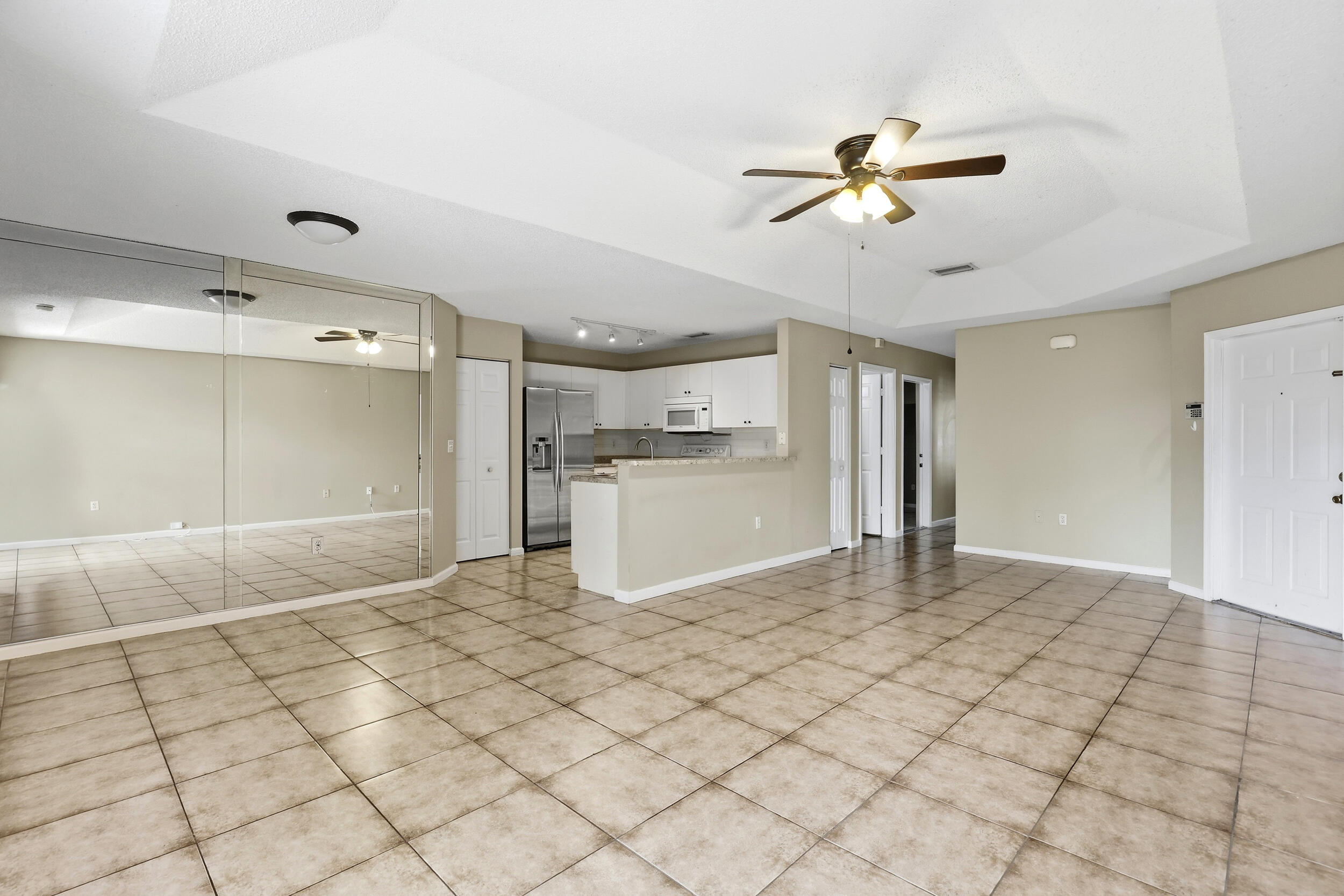 HOME DYNAMICS SUNRISE PLAT - Residential Lease