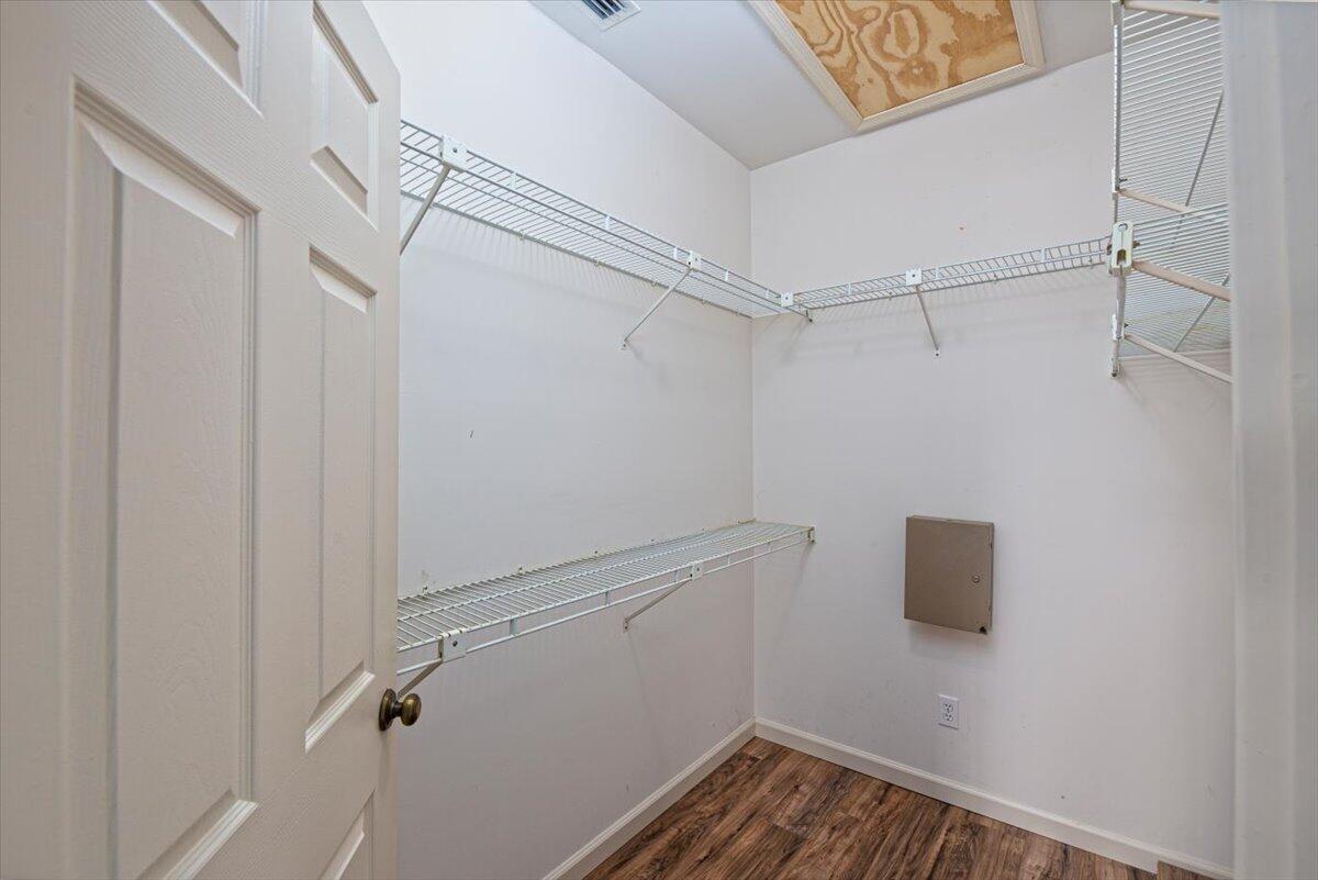 PINE CREEK TOWN HOMES PHASE II B - Residential