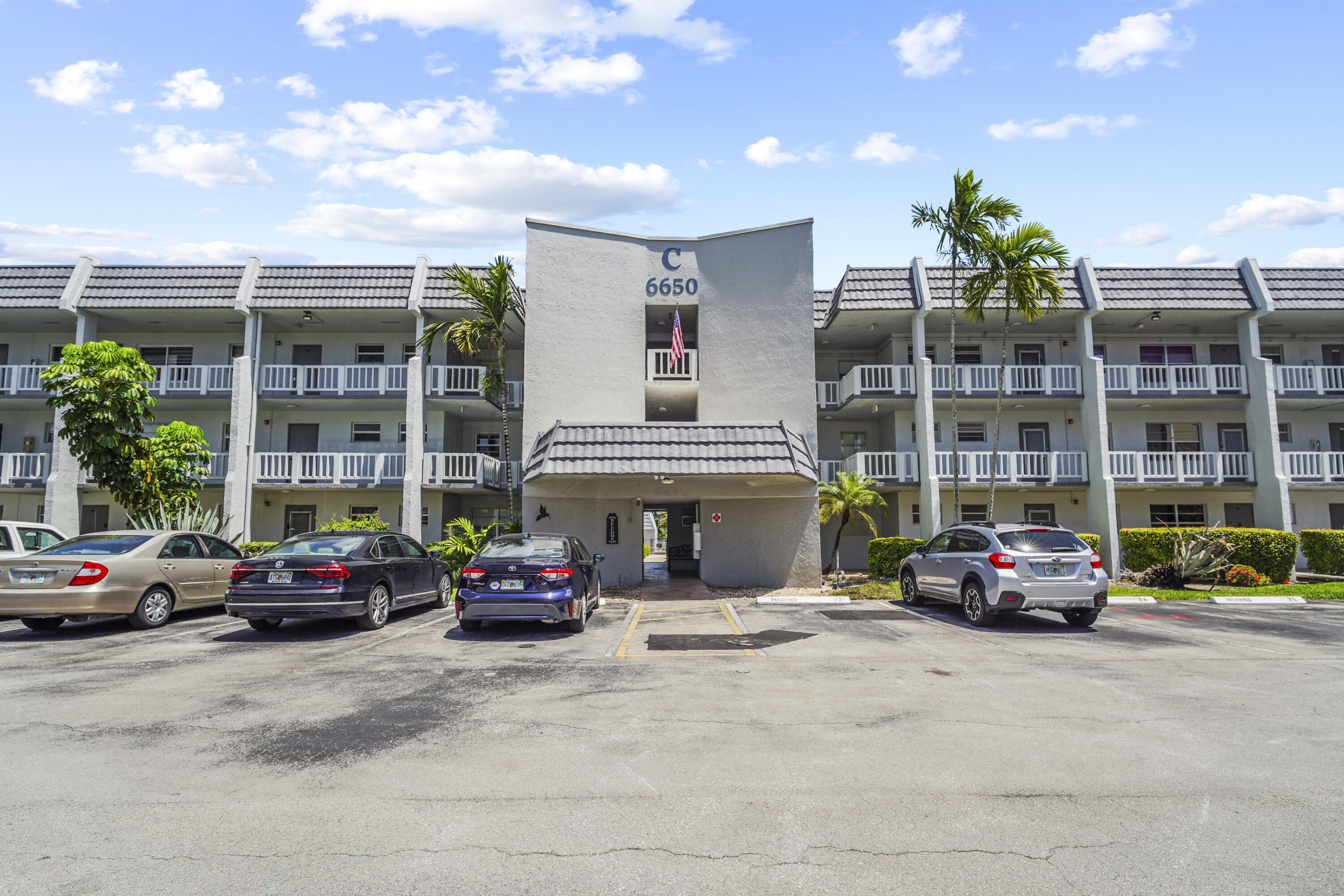 ROYAL PARK GARDENS I-C CONDO - Residential Lease