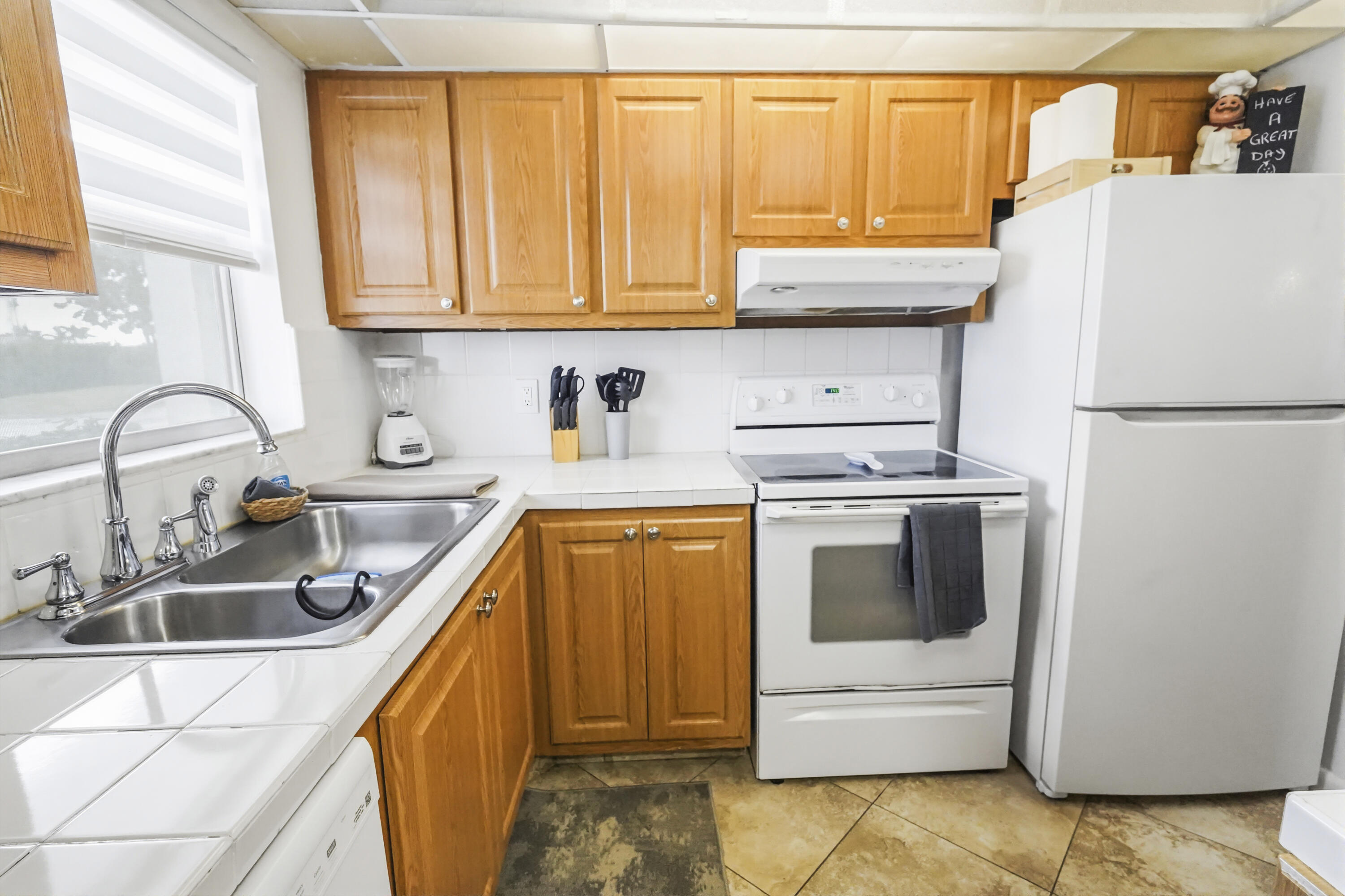 ROYAL PARK GARDENS I-C CONDO - Residential Lease