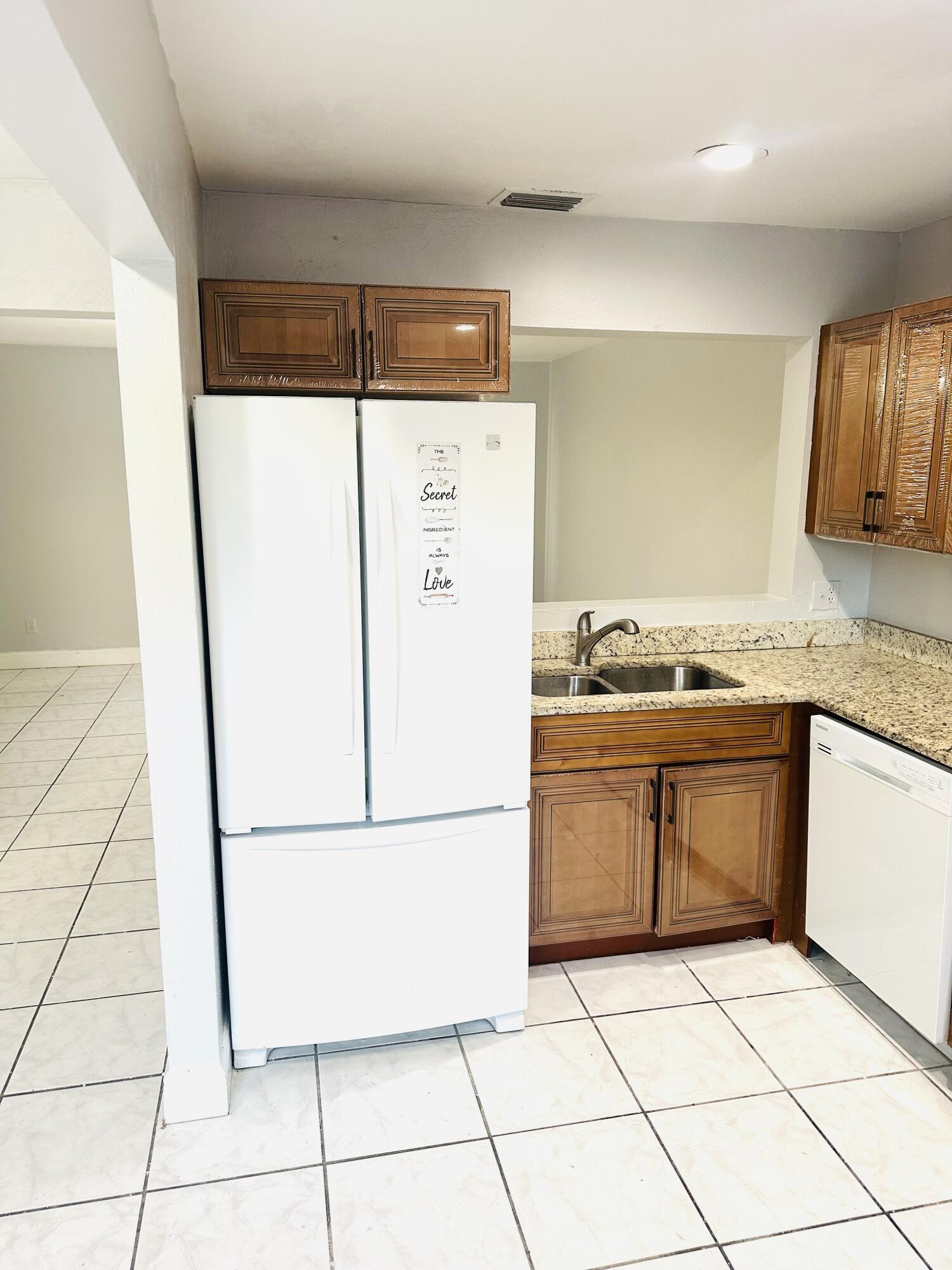 BRECKENRIDGE A CONDO - Residential Lease