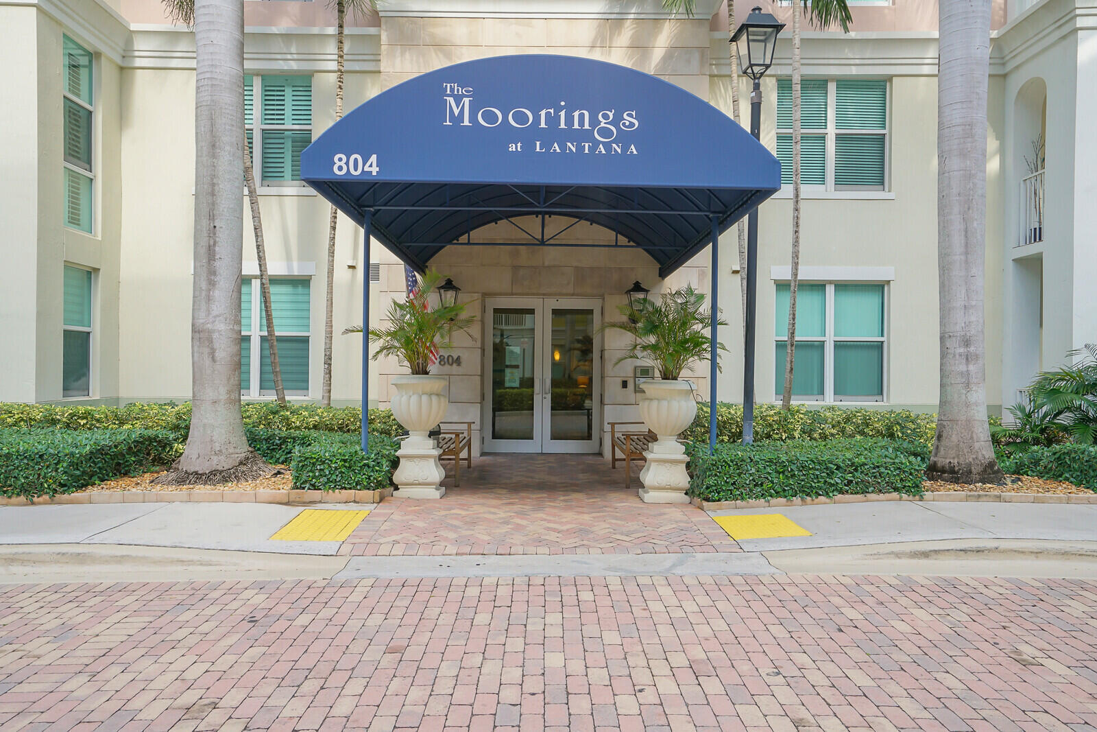MOORINGS AT LANTANA CONDO 2 - Residential
