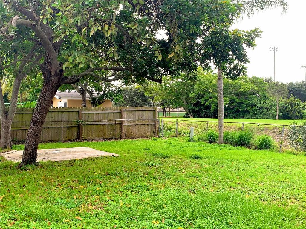 SEMINOLE MANOR 2 - Residential