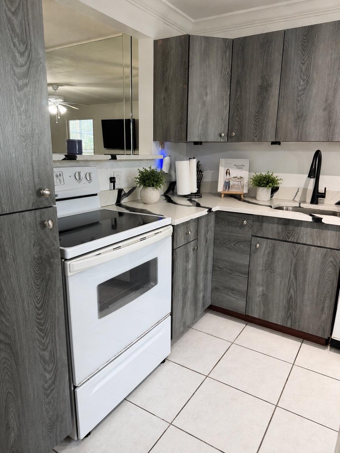 BOCA TEECA CONDO - Residential
