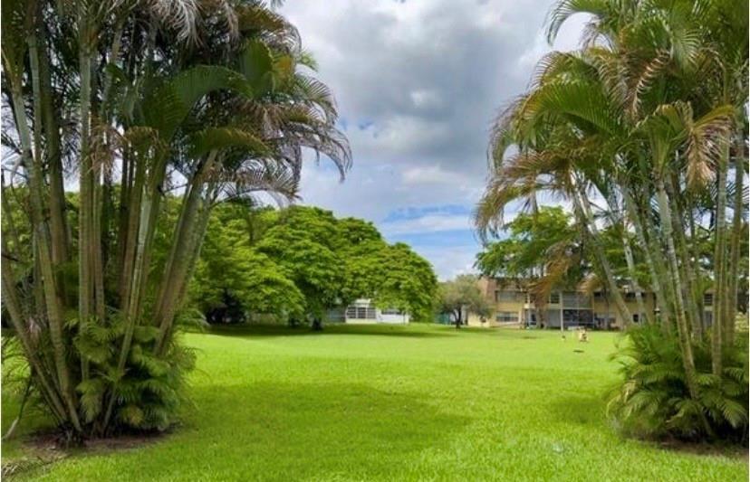 APPLEGREEN CONDO APTS 3 - Residential Lease