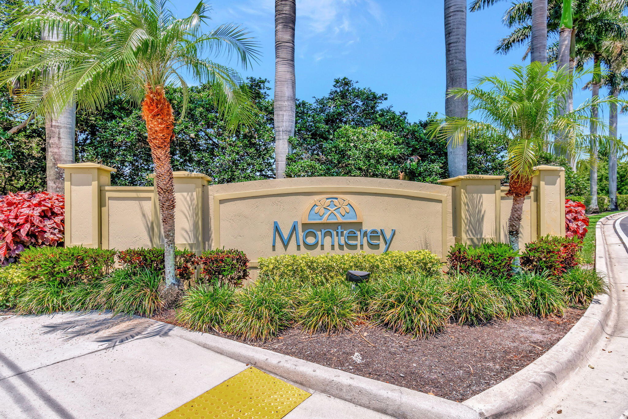MONTEREY BAY TR - Residential