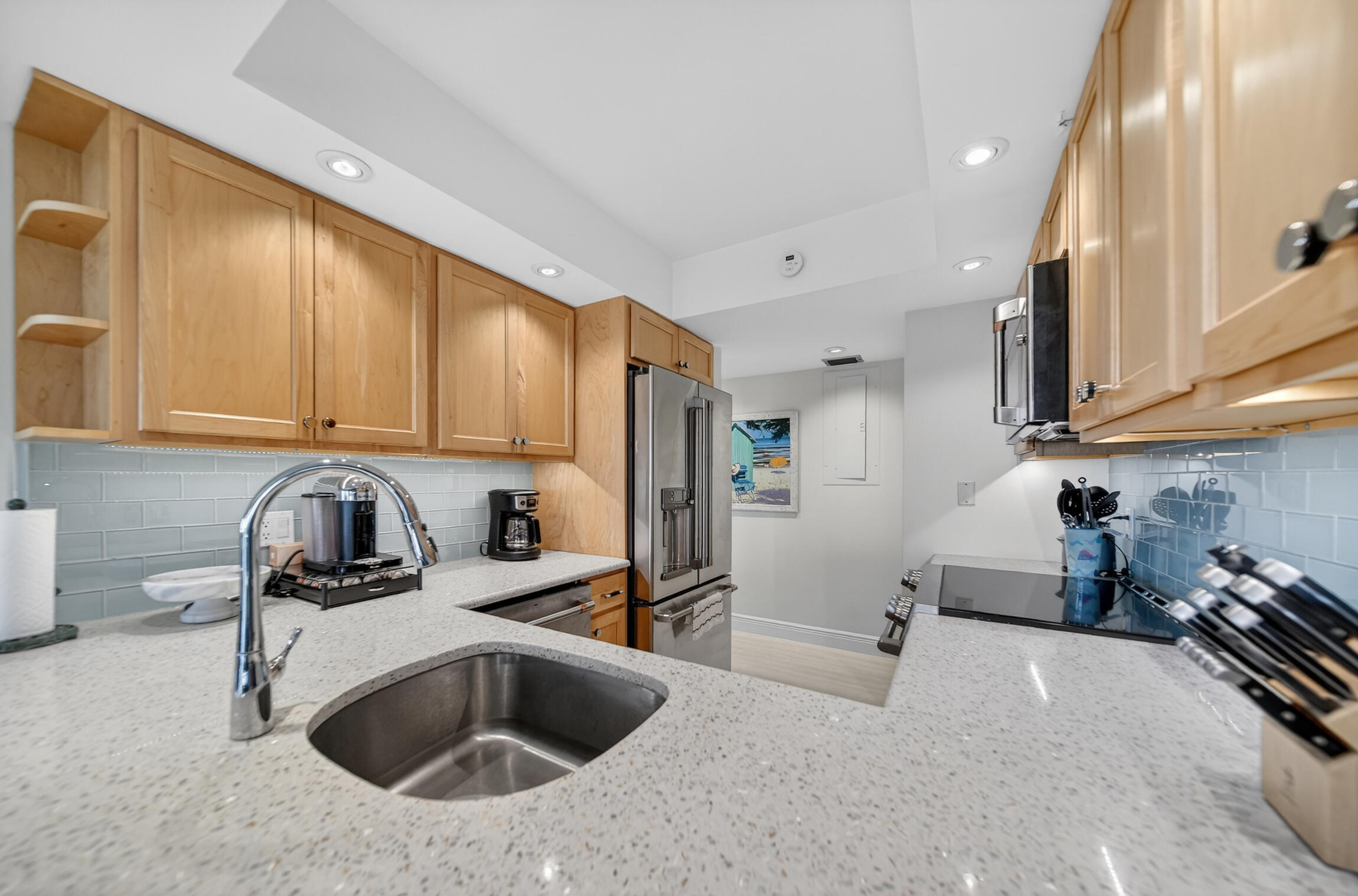 RIVERWOOD CONDO - Residential Lease