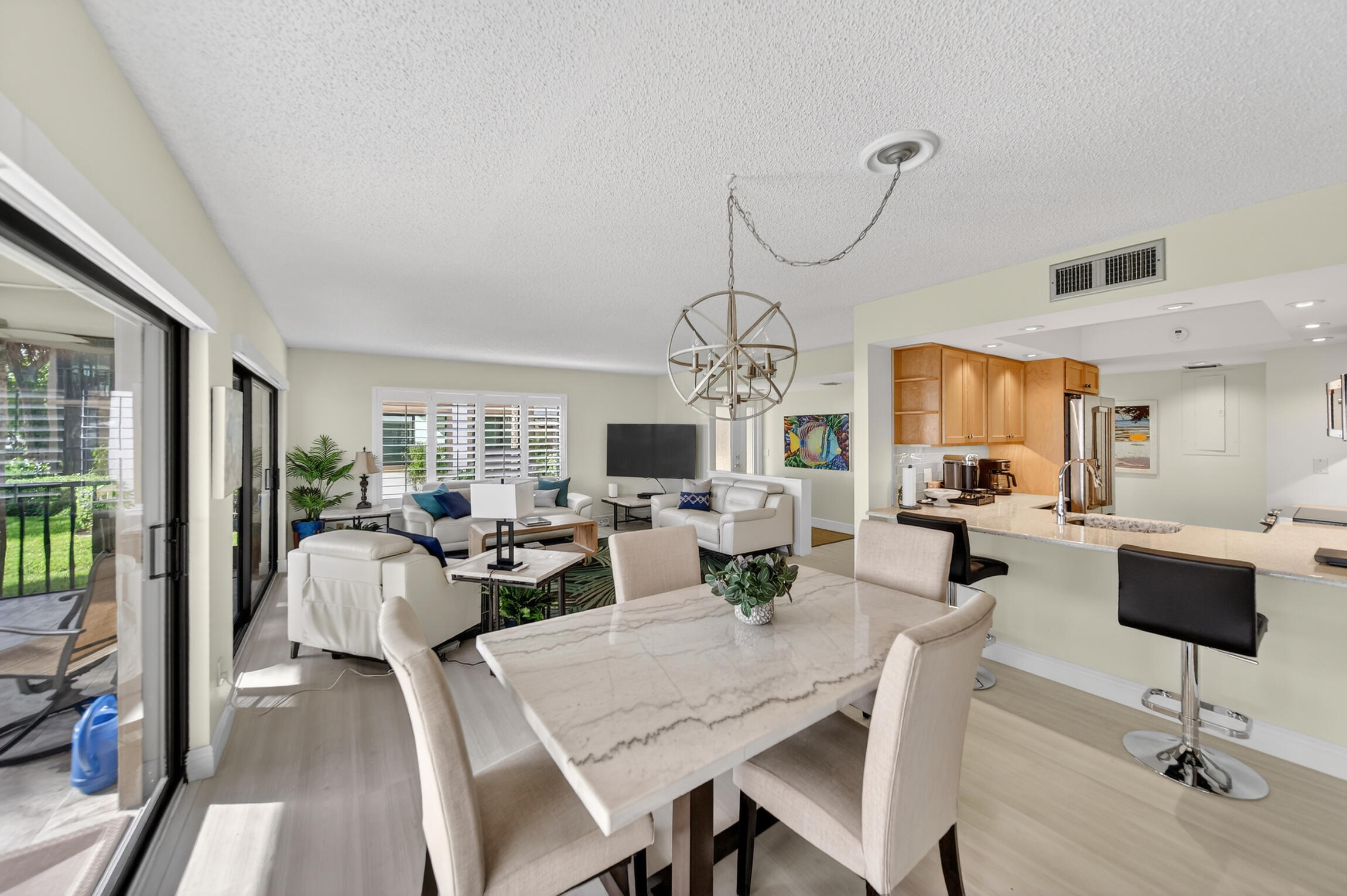 RIVERWOOD CONDO - Residential Lease