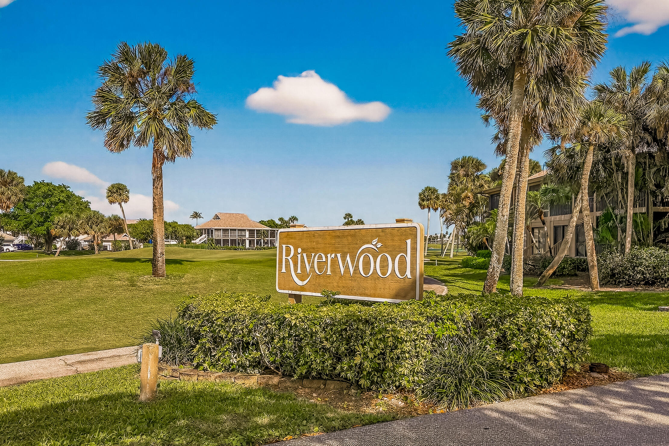 RIVERWOOD CONDO - Residential Lease
