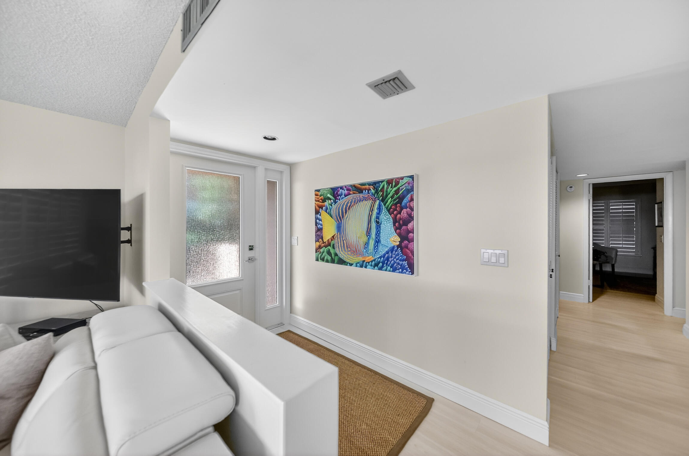 RIVERWOOD CONDO - Residential Lease
