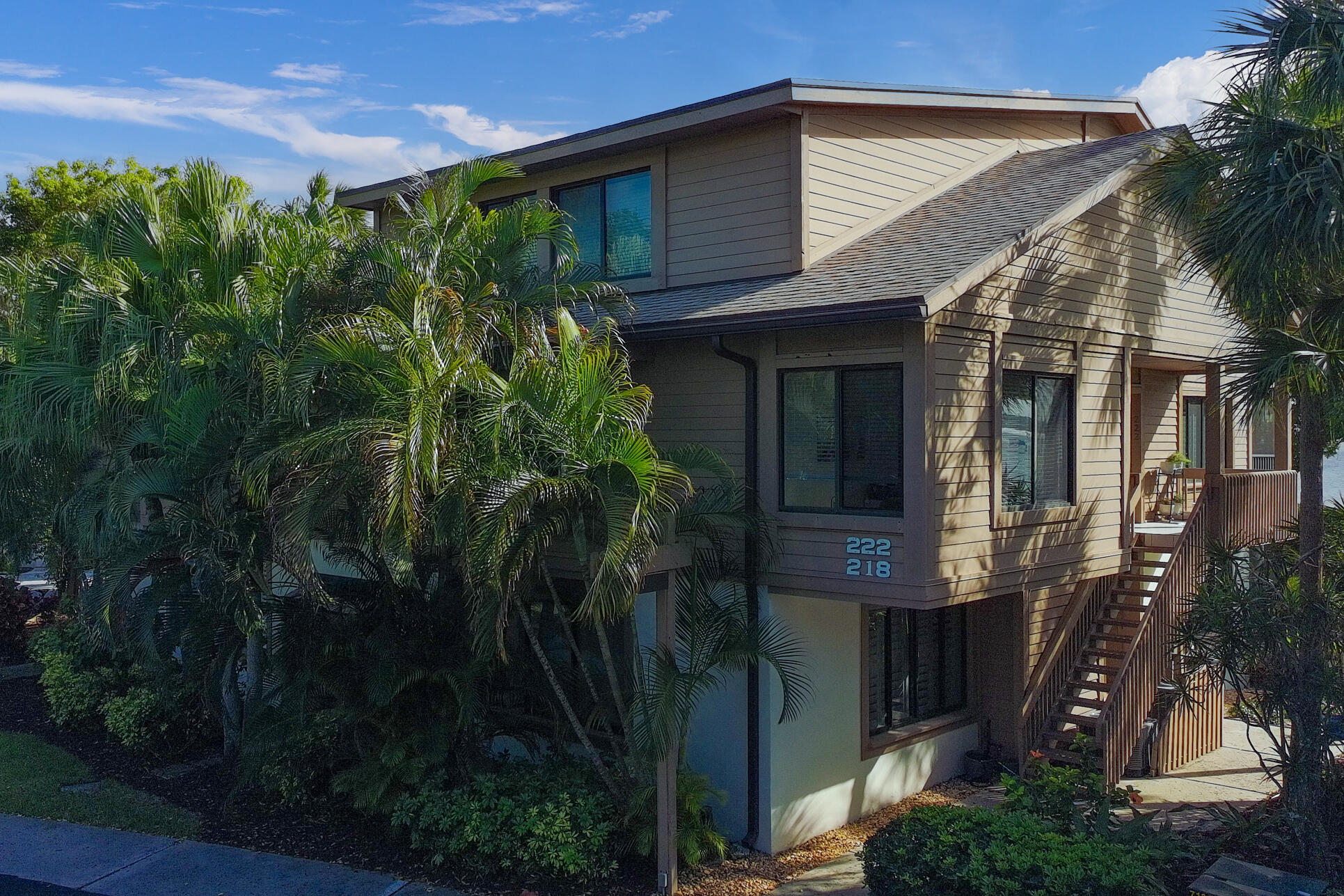 RIVERWOOD CONDO - Residential Lease