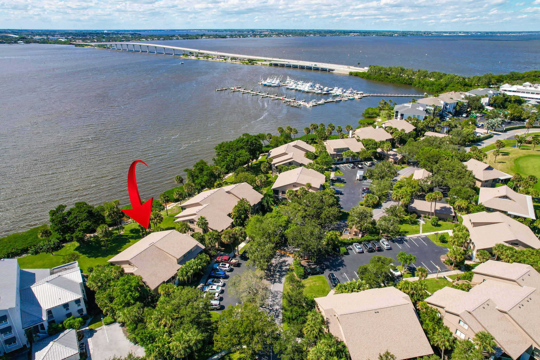 RIVERWOOD CONDO - Residential Lease