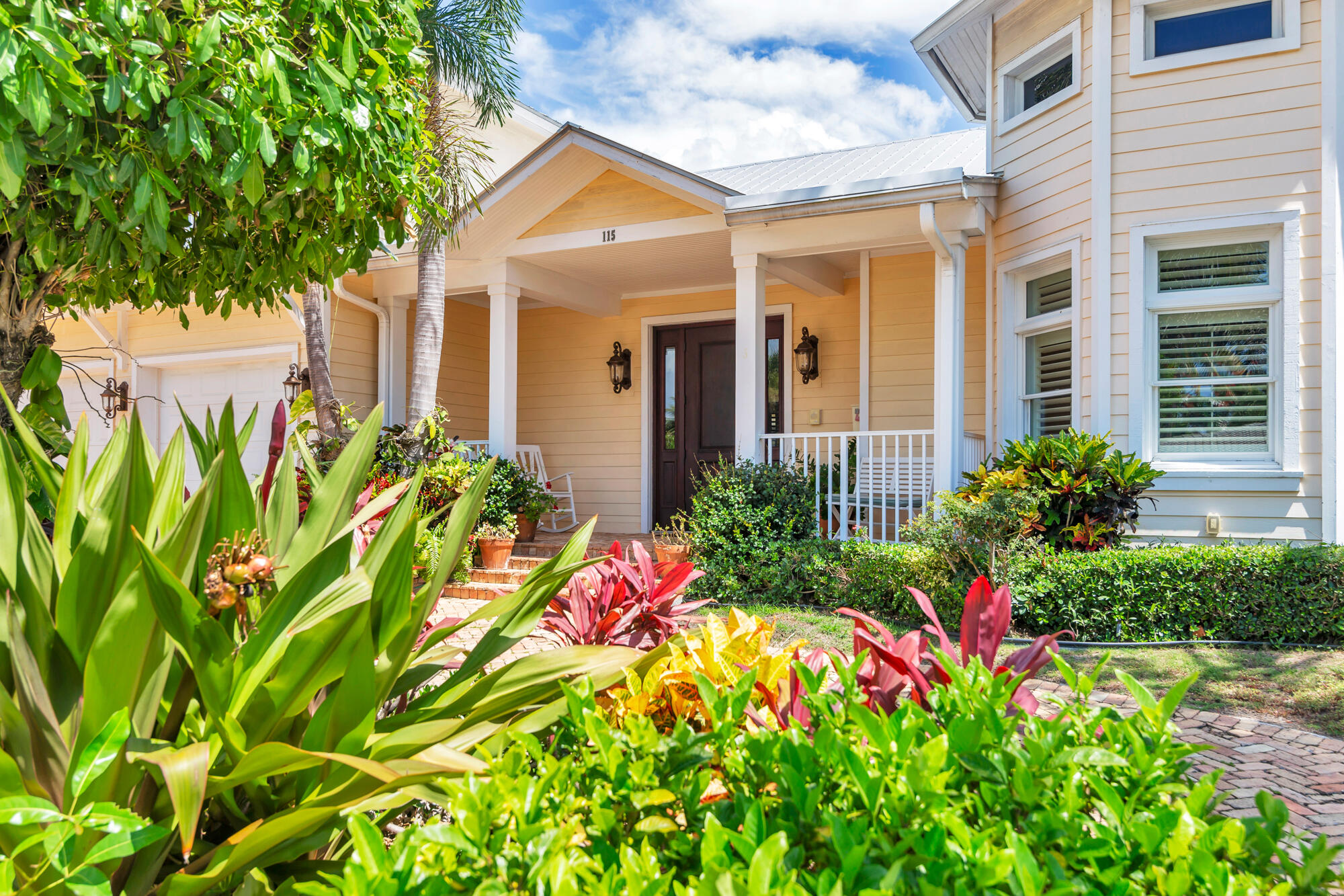 EDGEWATER - Residential