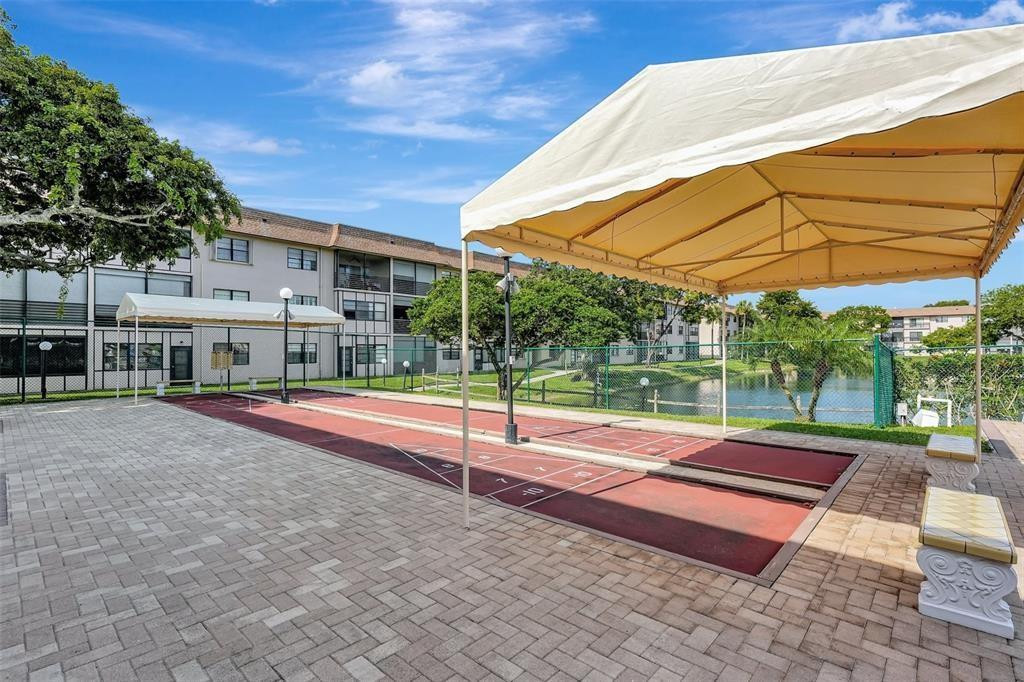 LAKES OF CARRIAGE HILLS - Residential