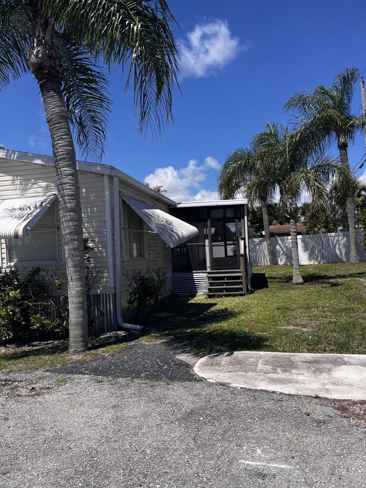 FAIRCHILD'S UNREC - Residential Lease