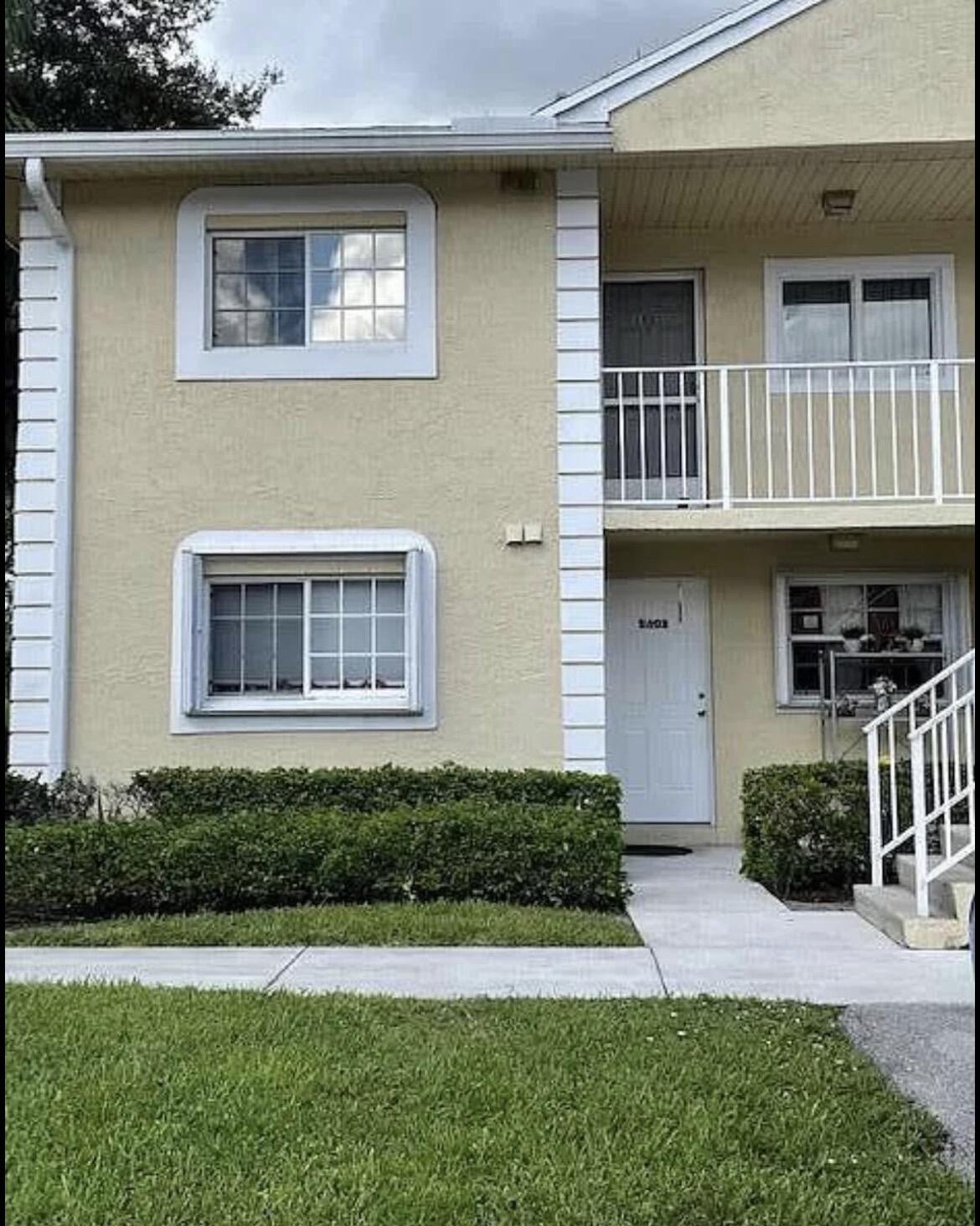 PALM BEACH TRACE CONDO - Residential Lease