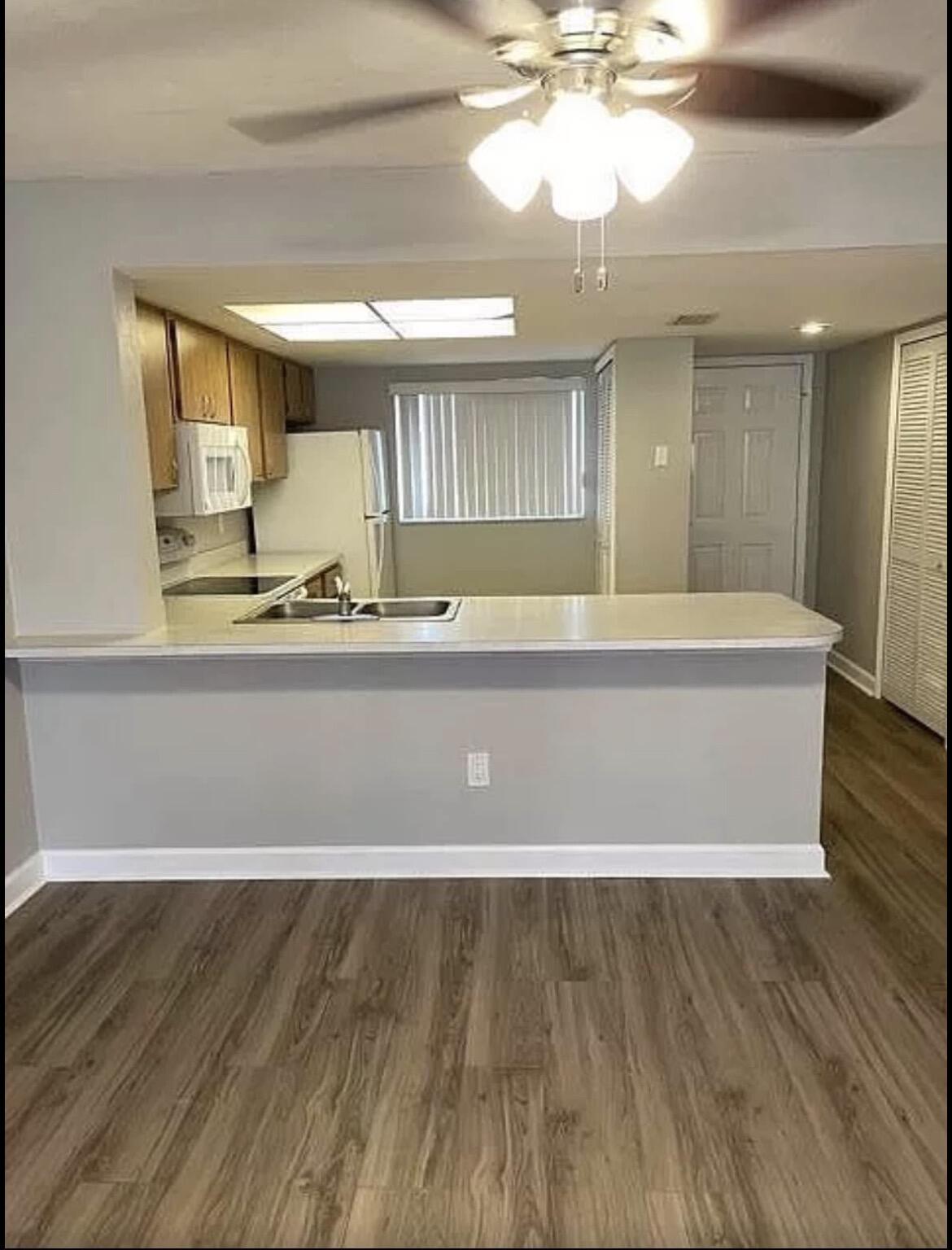 PALM BEACH TRACE CONDO - Residential Lease