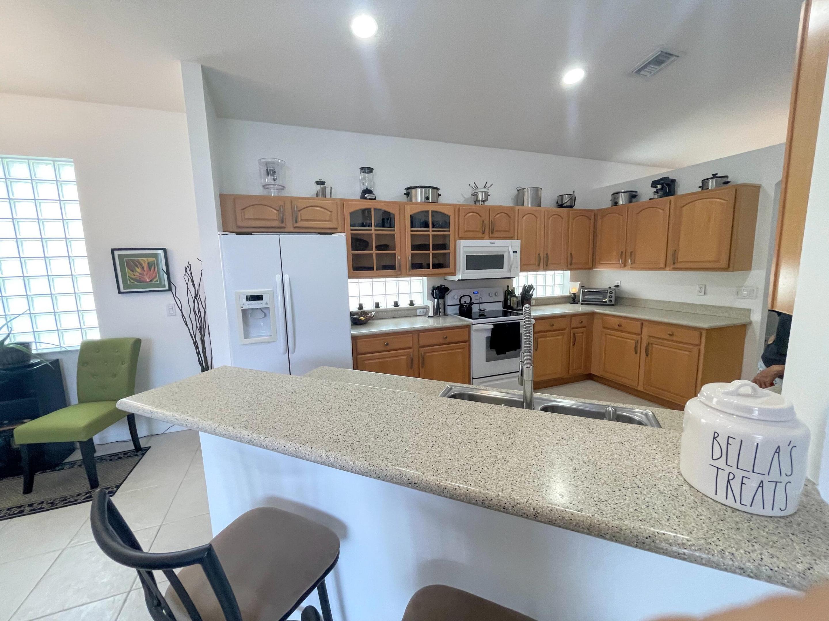 BOCA PRESERVE - Residential Lease