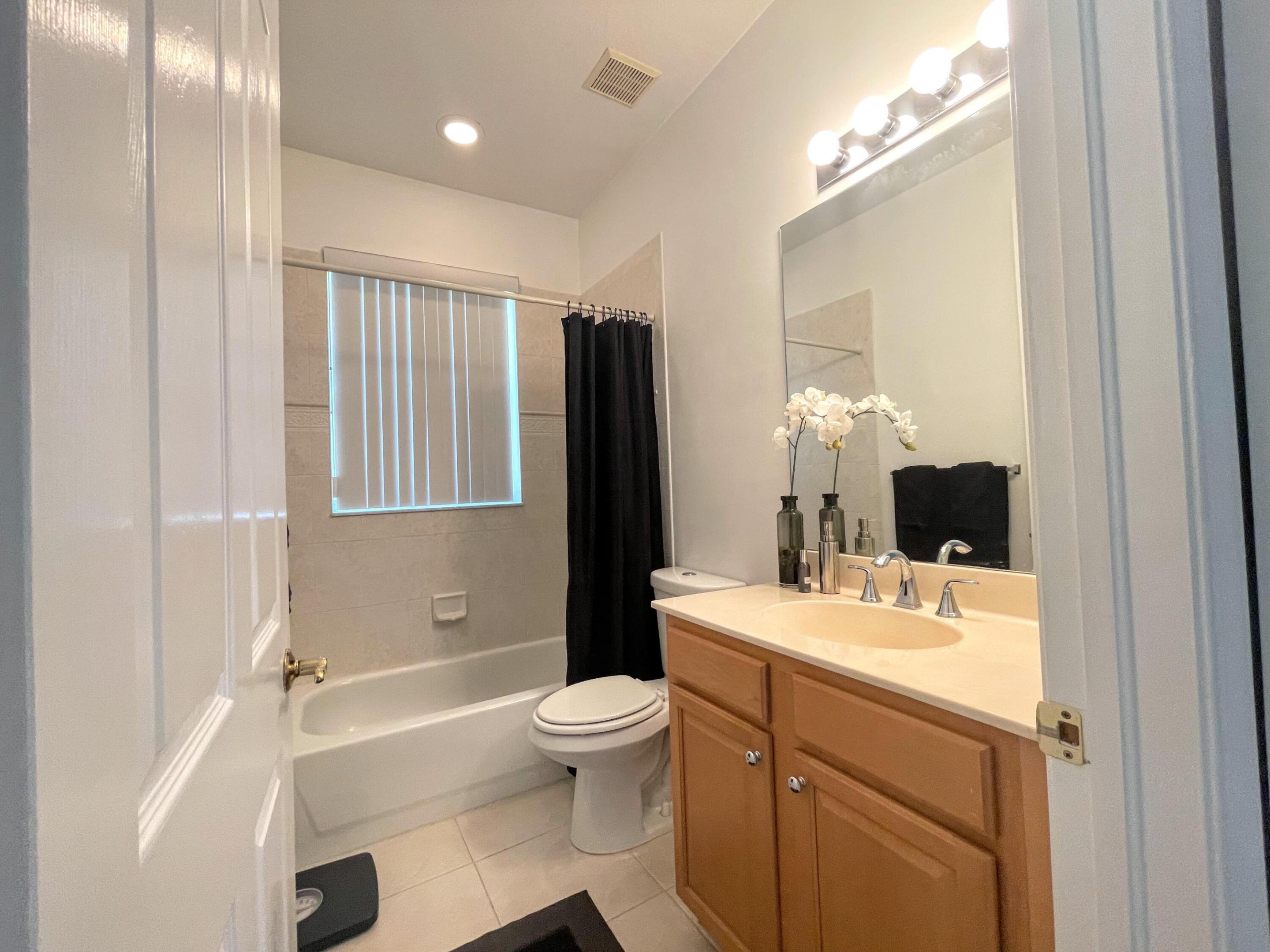 BOCA PRESERVE - Residential Lease