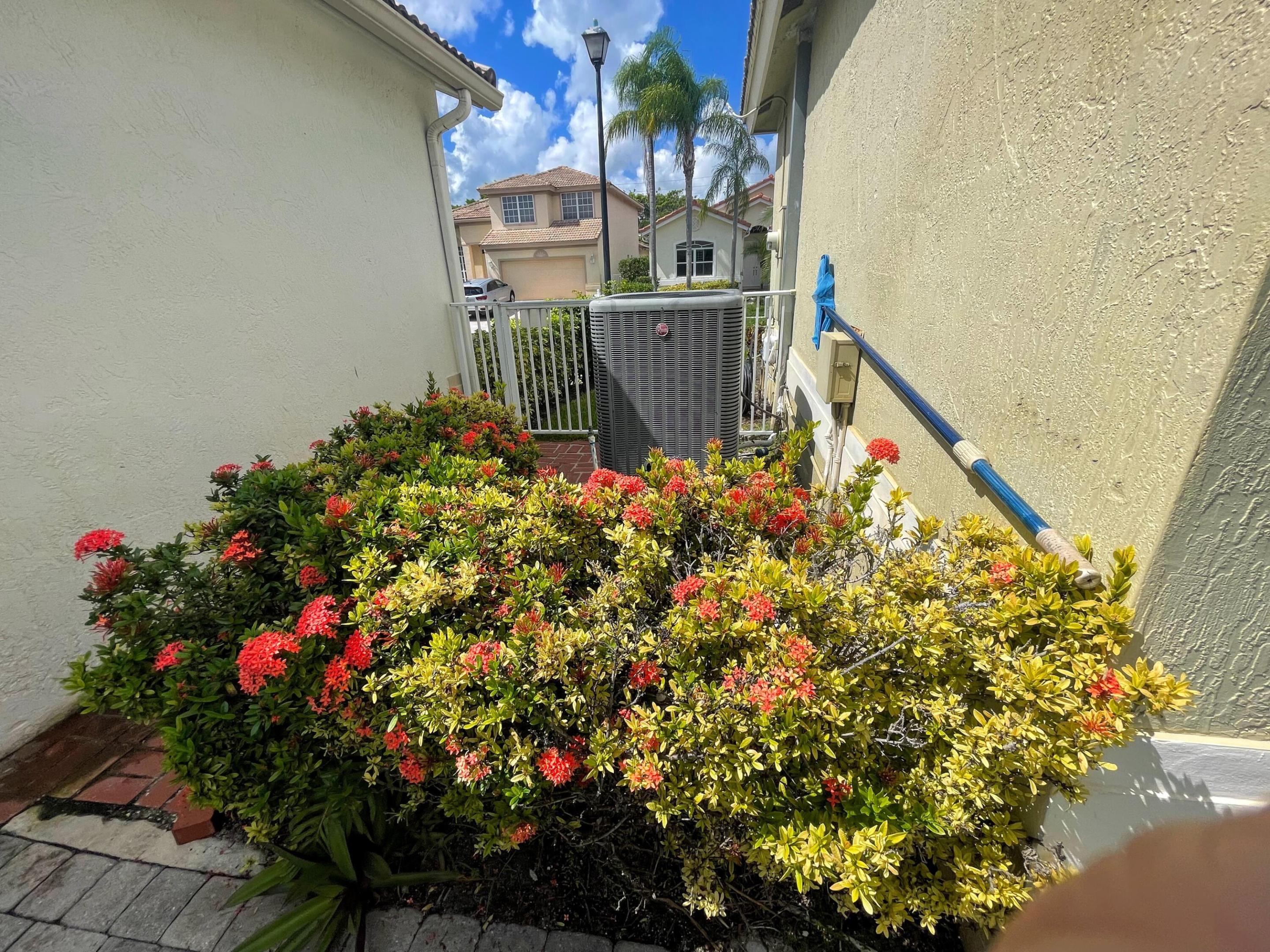 BOCA PRESERVE - Residential Lease