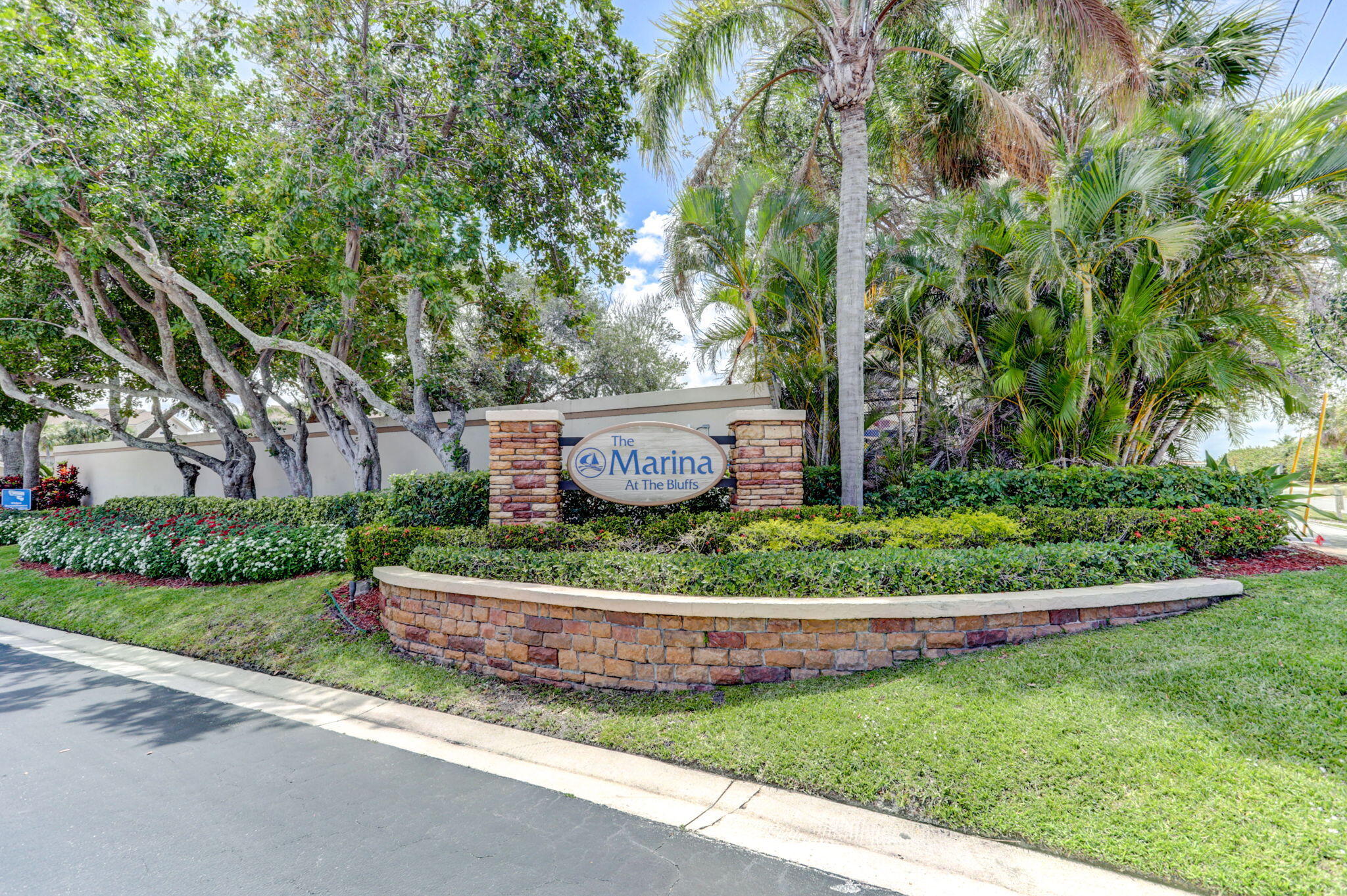 MARINA AT THE BLUFFS CONDO - Residential Lease