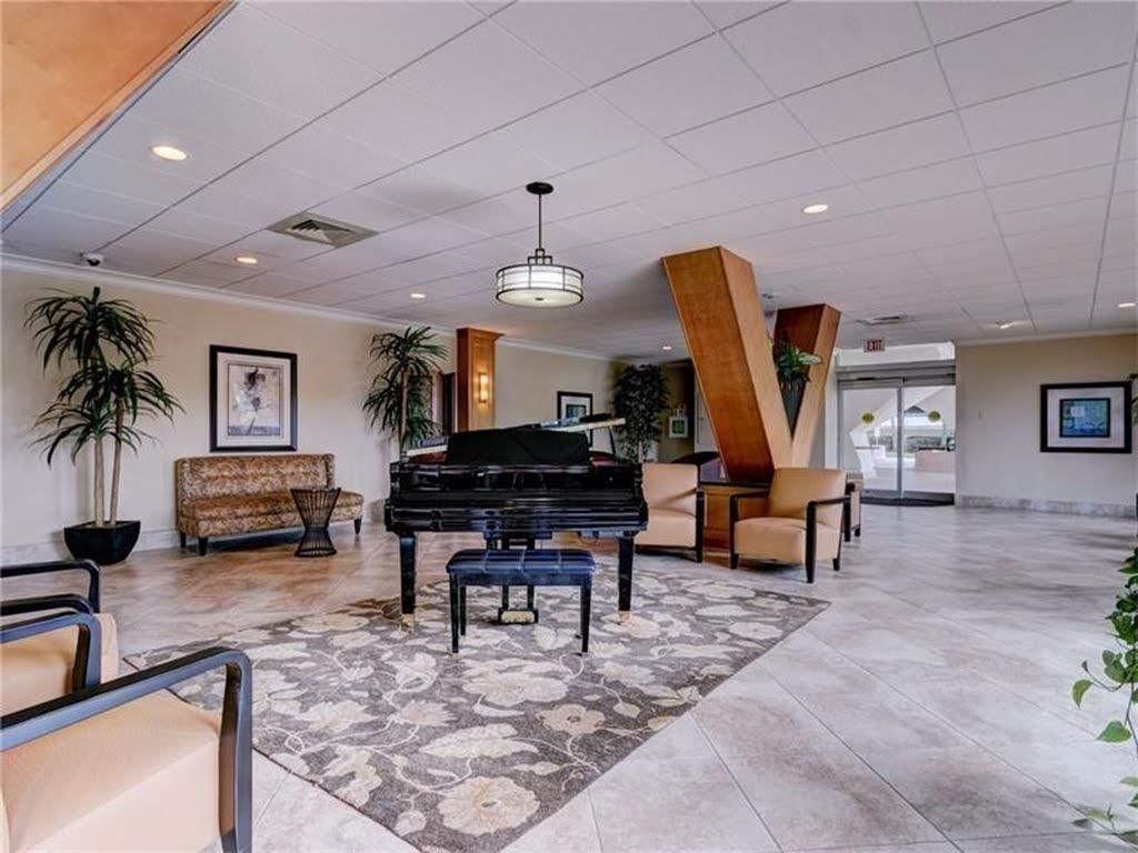 Pompano Beach Club South - Residential