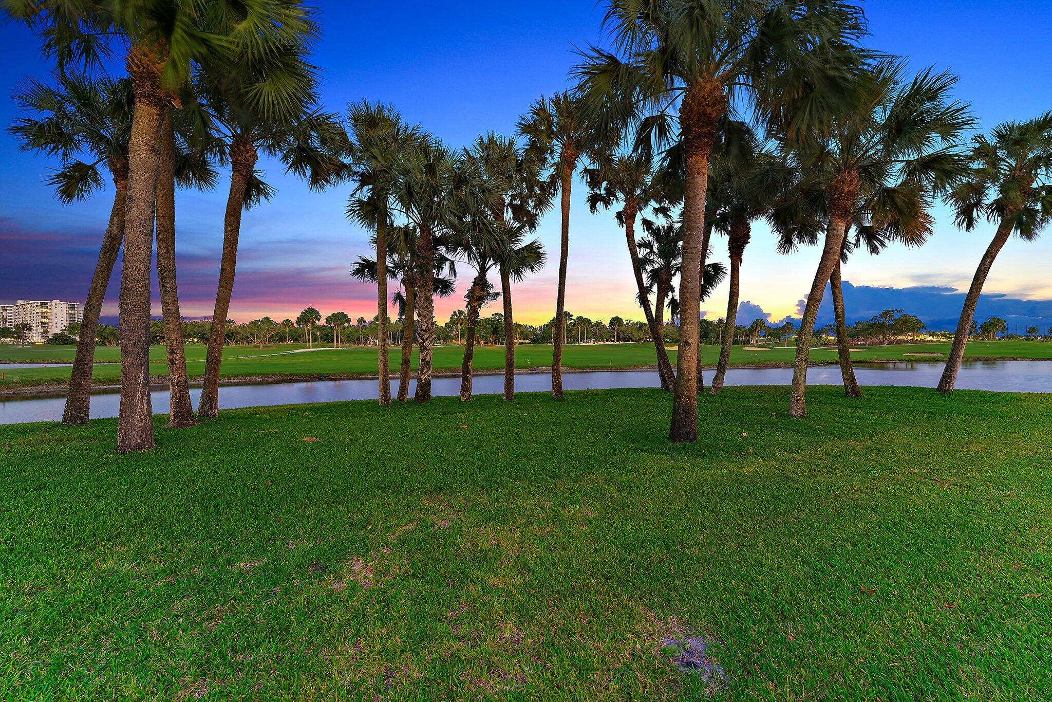 GOLF COURSE ADD 2 TO VILLAGE OF NORTH PALM BEACH - Residential