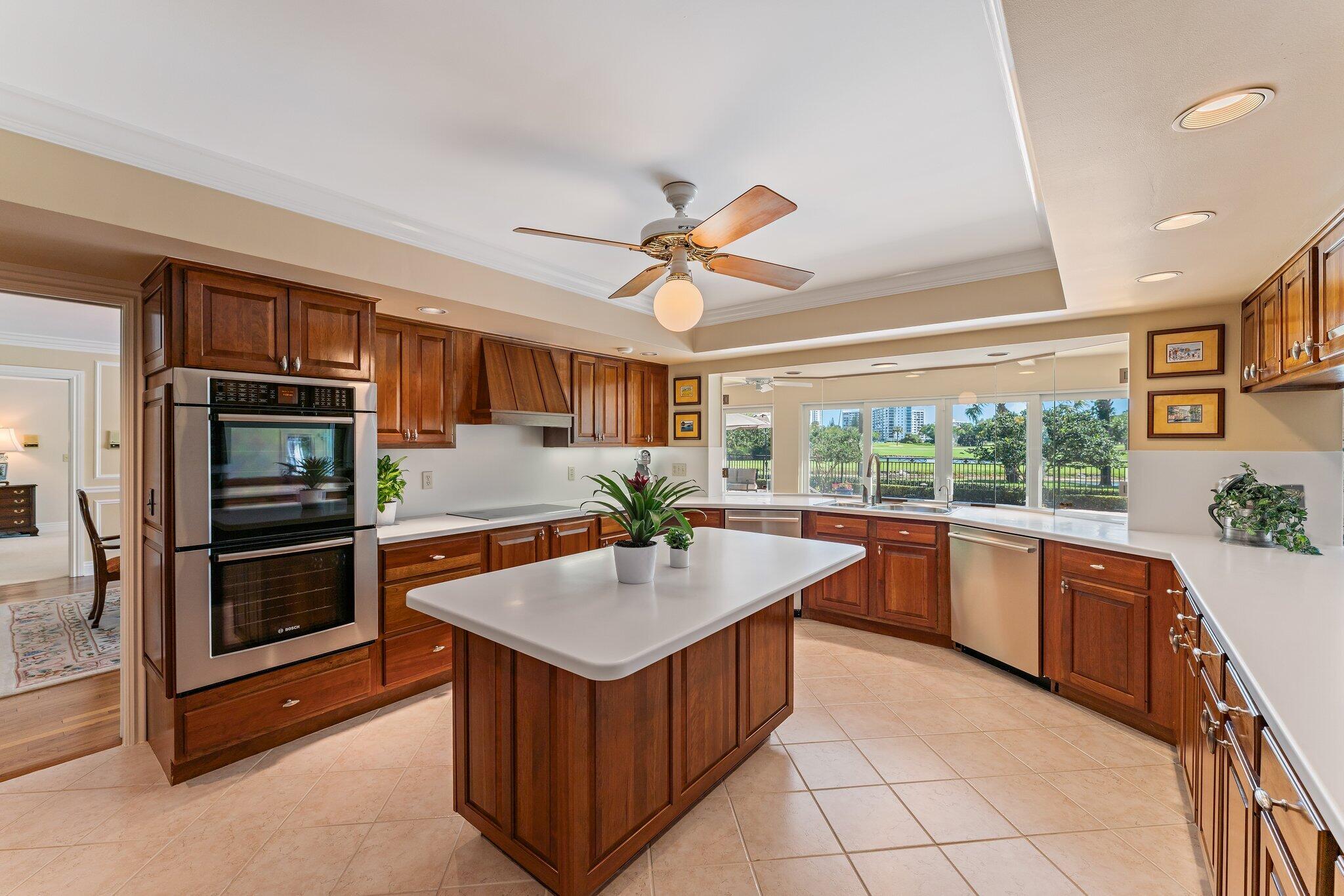 GOLF COURSE ADD 2 TO VILLAGE OF NORTH PALM BEACH - Residential