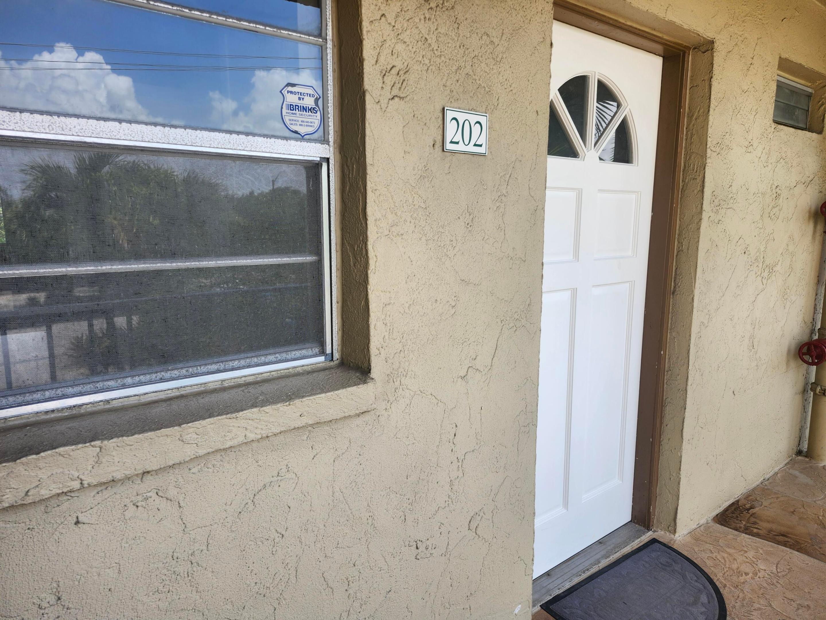 VILLAGE ROYALE FOREST GREEN CONDO - Residential