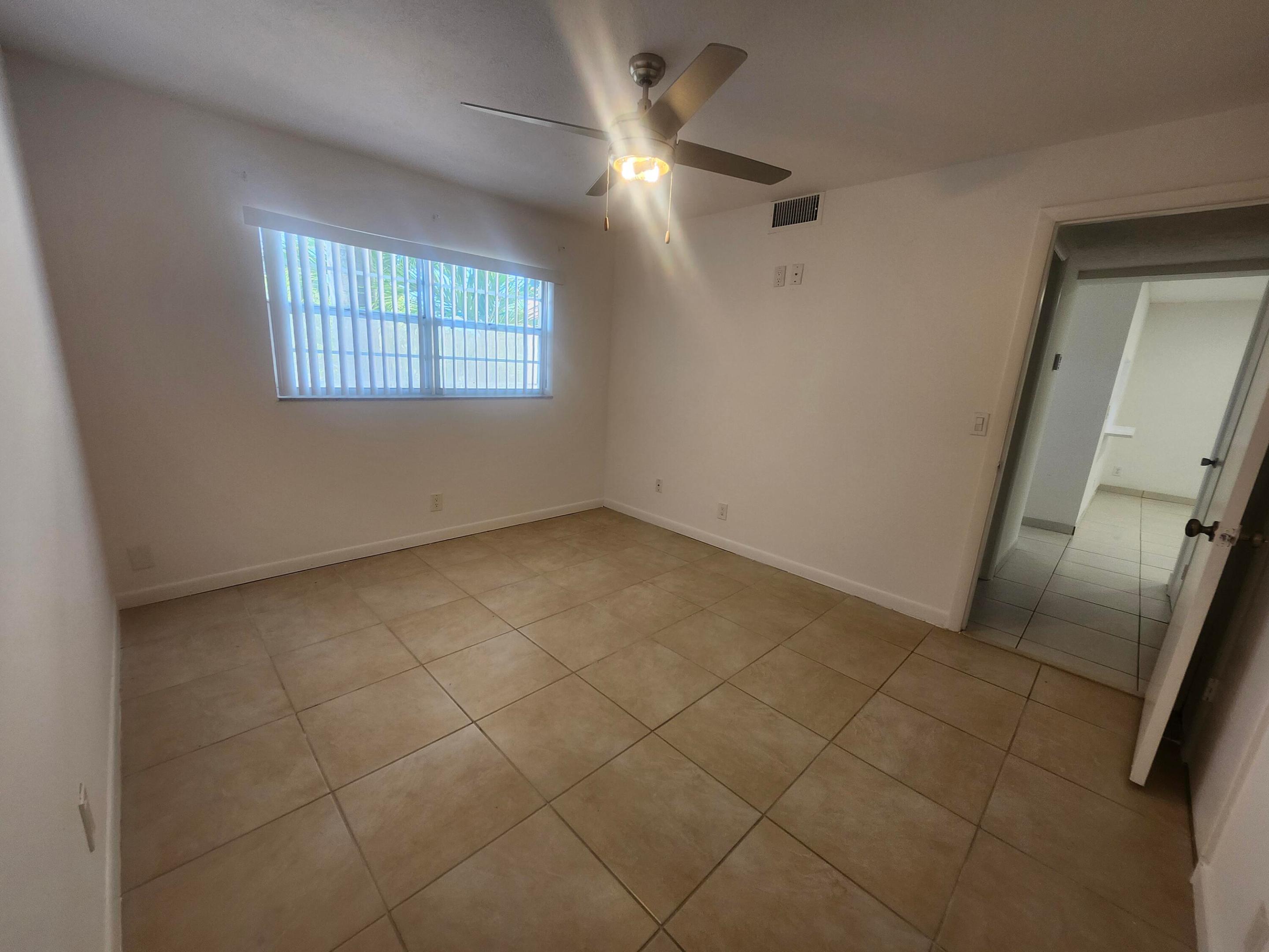 VILLAGE ROYALE FOREST GREEN CONDO - Residential