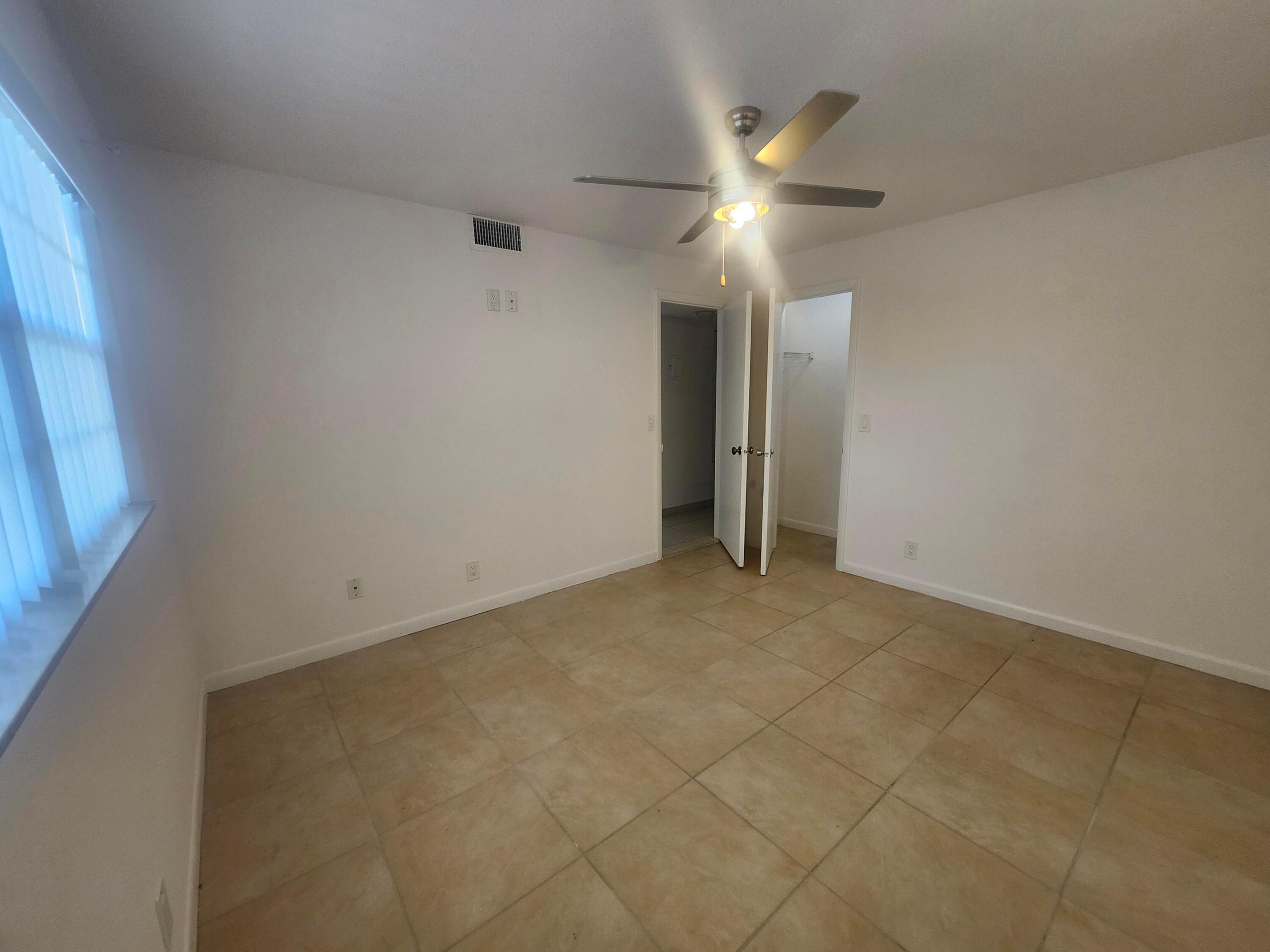 VILLAGE ROYALE FOREST GREEN CONDO - Residential