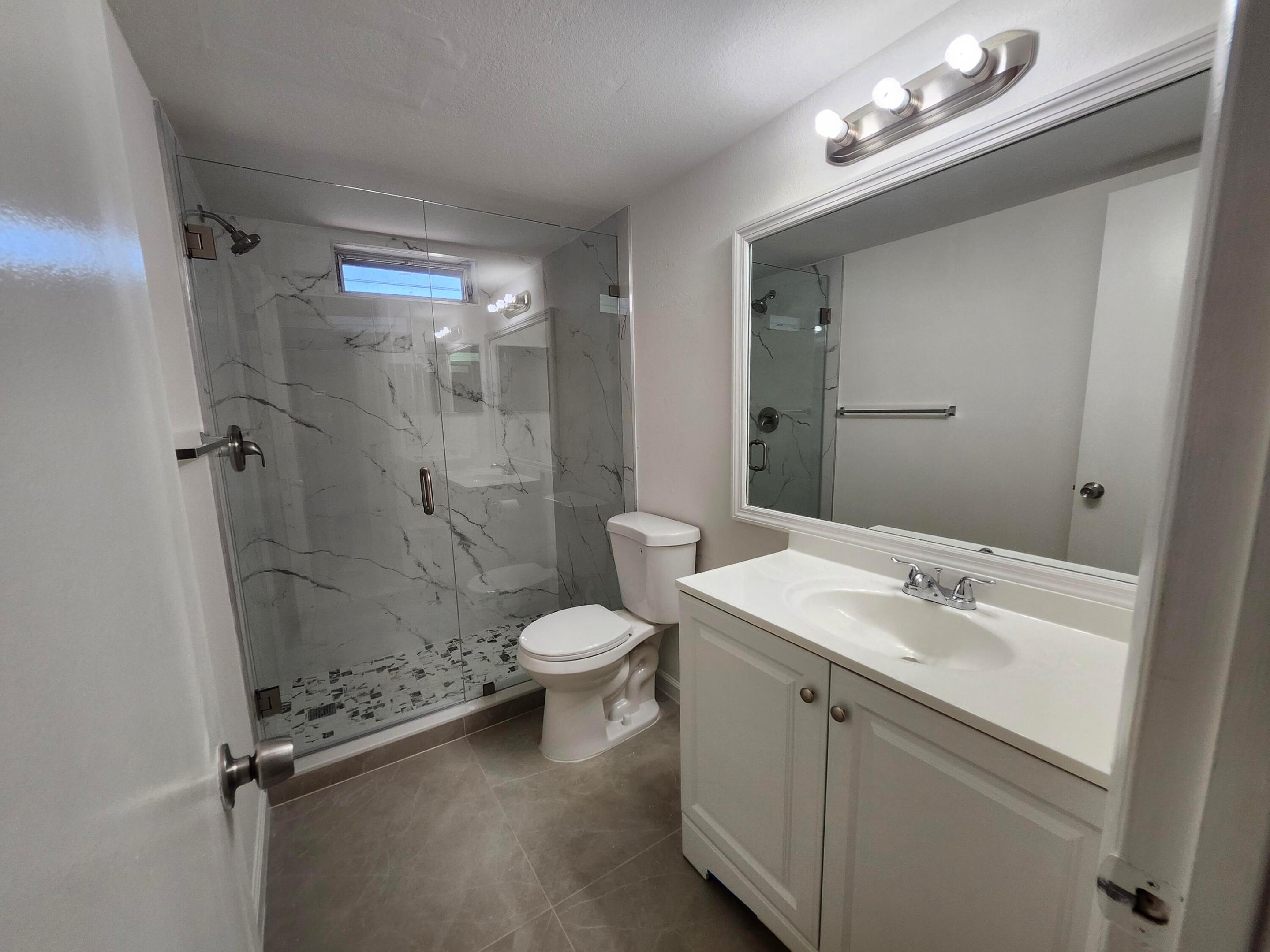 VILLAGE ROYALE FOREST GREEN CONDO - Residential