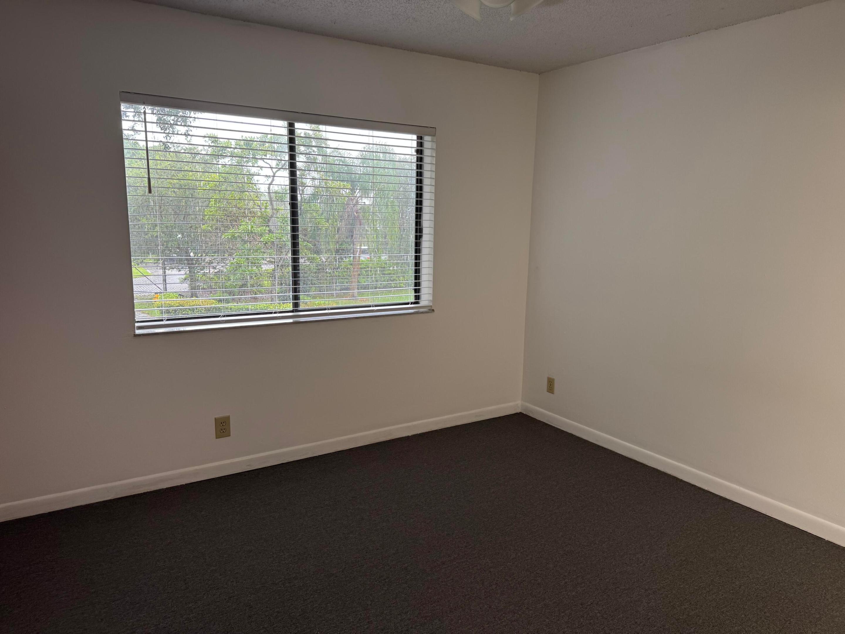 Coral Spgs Village Green - Residential Lease