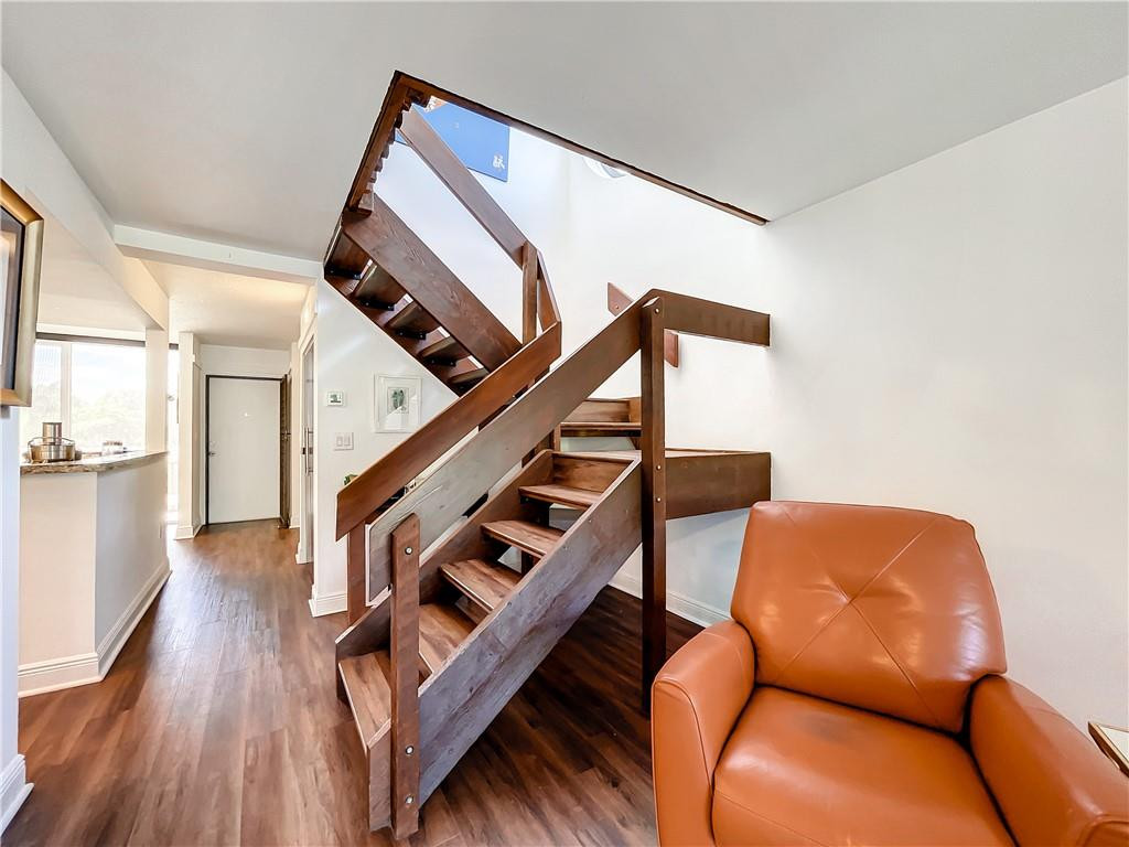 NOBEL POINT CONDO - Residential
