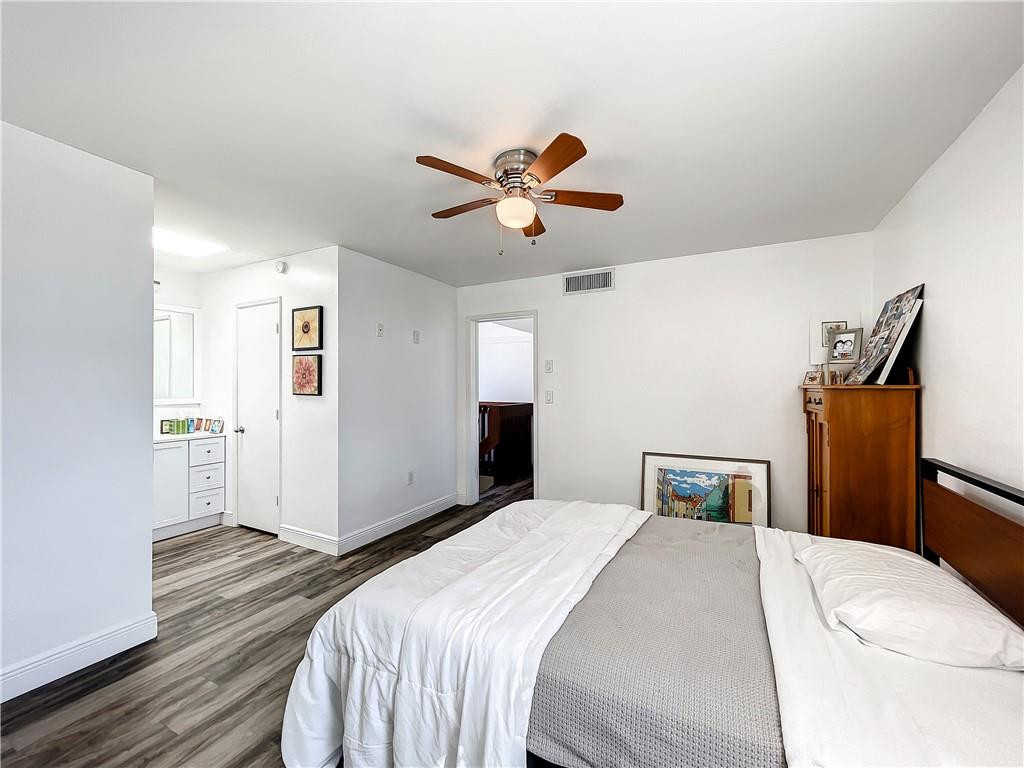 NOBEL POINT CONDO - Residential