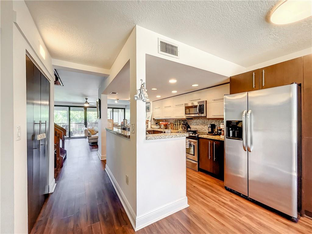 NOBEL POINT CONDO - Residential