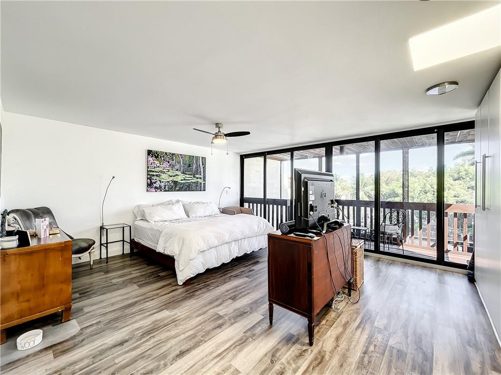 NOBEL POINT CONDO - Residential
