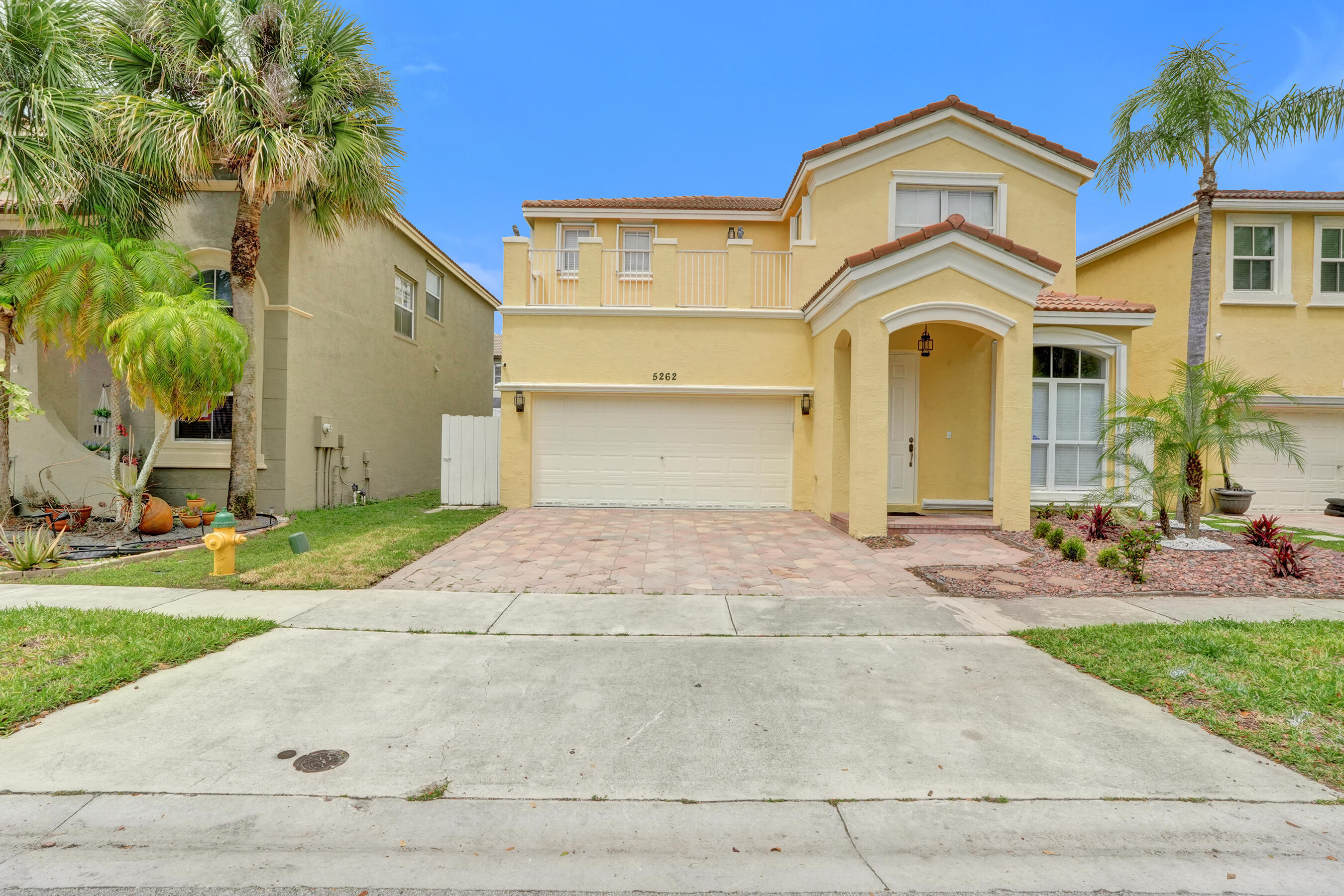RIVIERA ISLES III - Residential