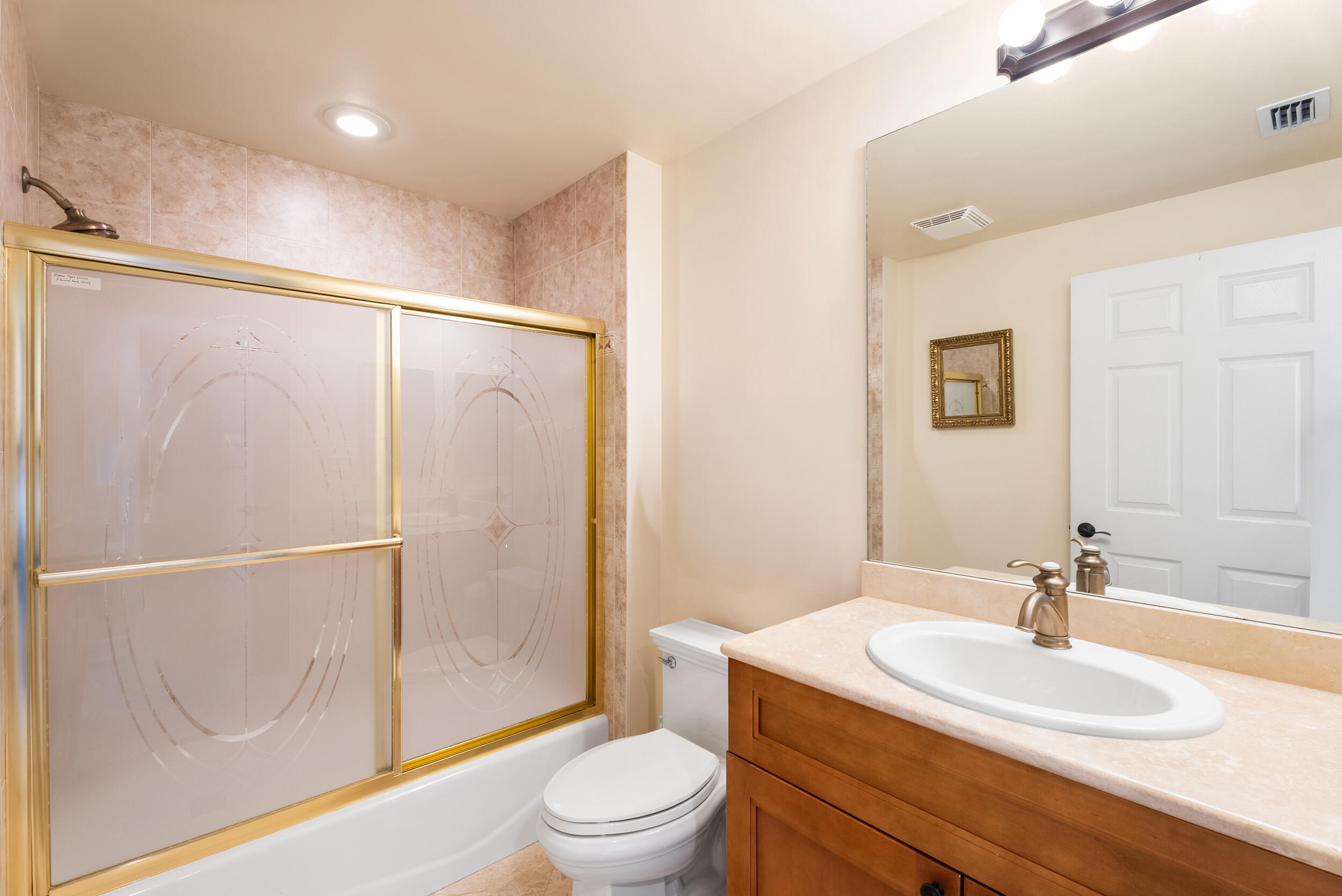 GRAND ISLE OF NORTH HUTCHINSON ISLAND CONDOMINIUM - Residential