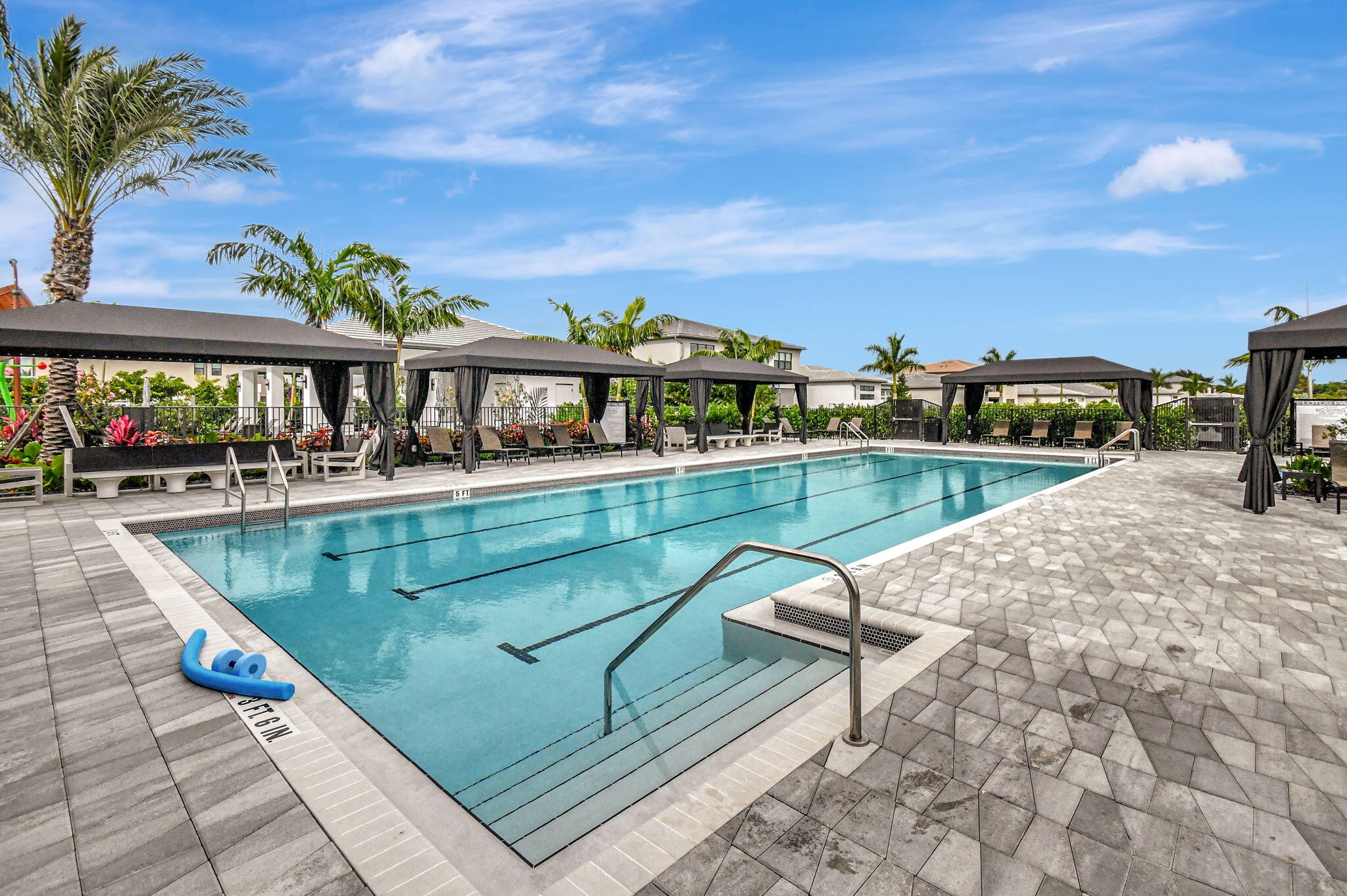 BOCA RATON GOLF COURSE PUD - Residential