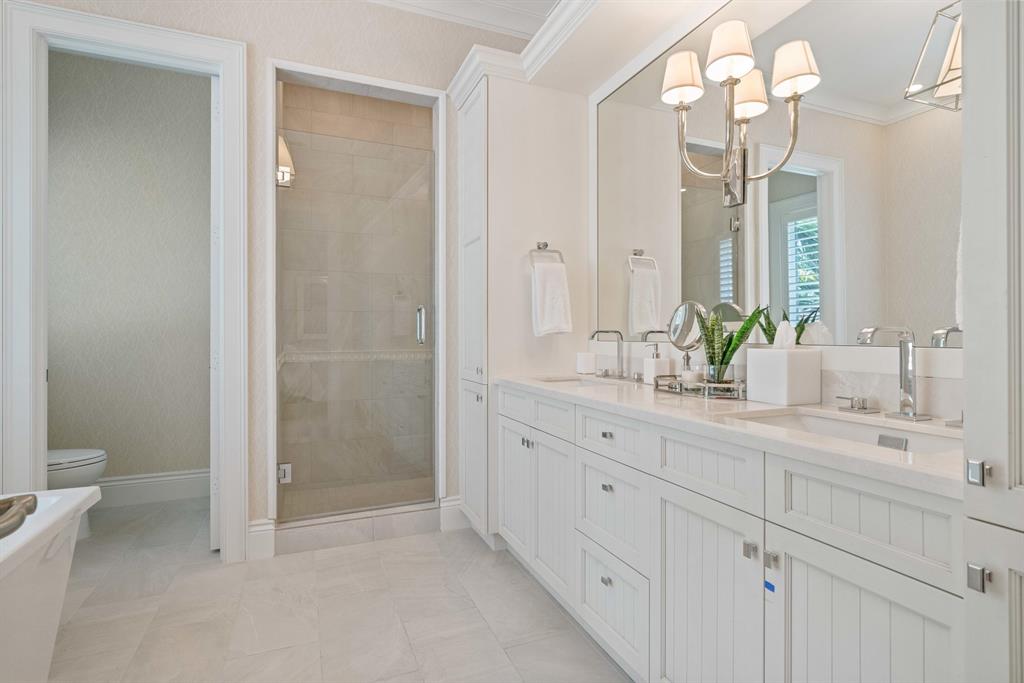 ADMIRALS COVE - Residential