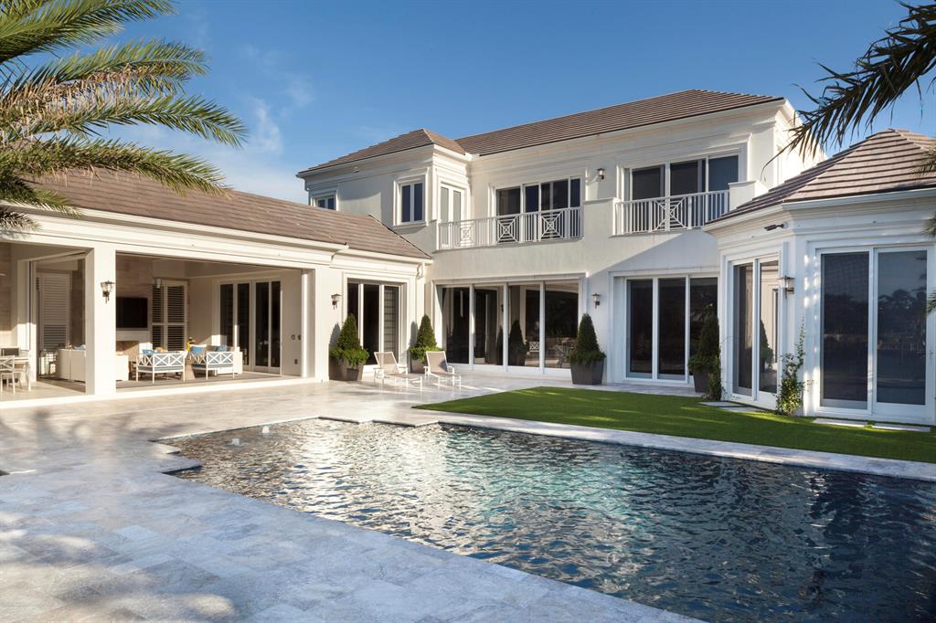ADMIRALS COVE - Residential