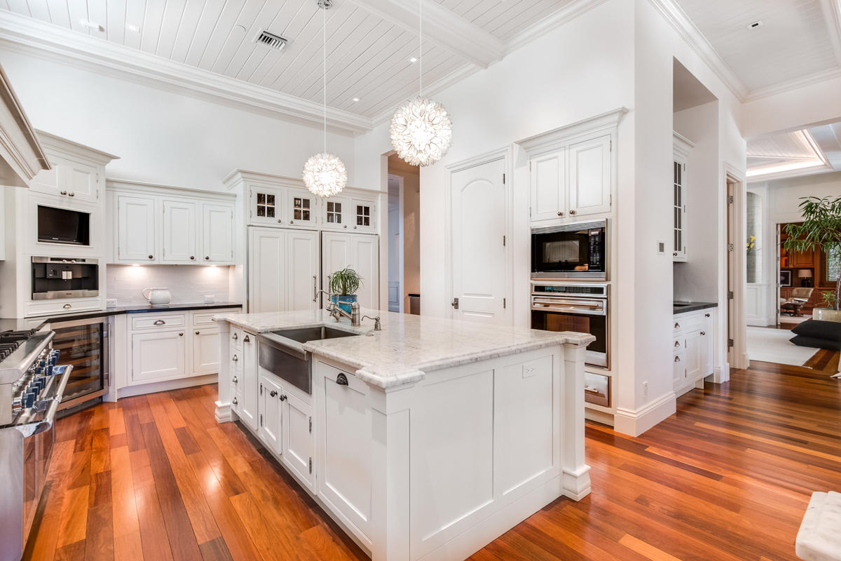 ROYAL PALM YACHT & COUNTRY CLUB - Residential