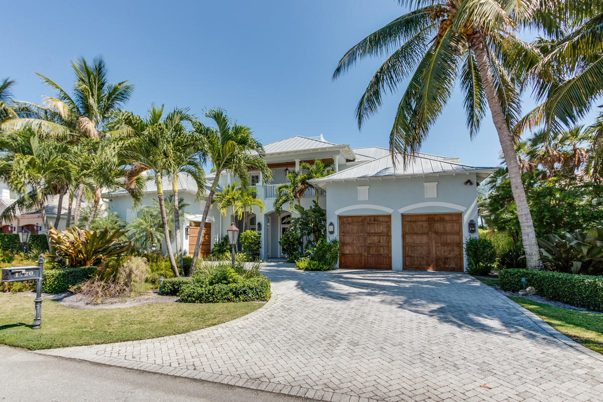 ROYAL PALM YACHT & COUNTRY CLUB - Residential