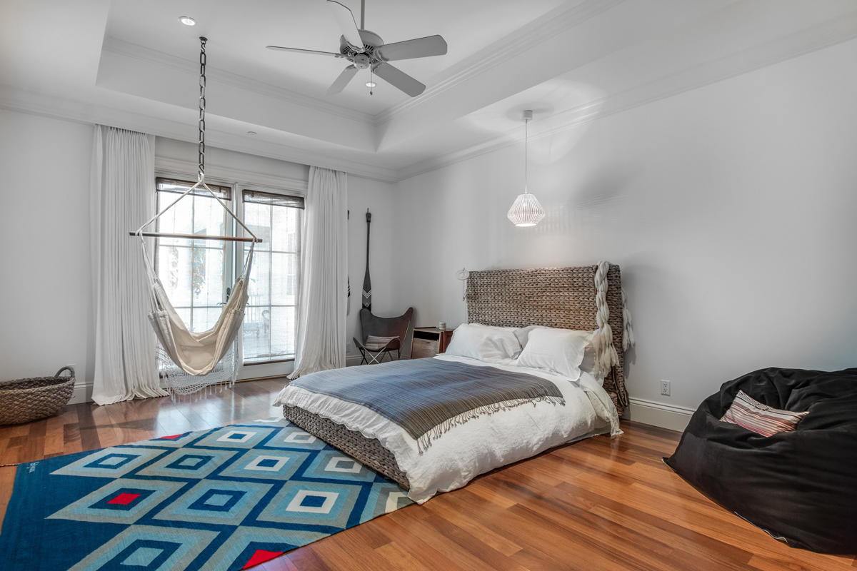 ROYAL PALM YACHT & COUNTRY CLUB - Residential