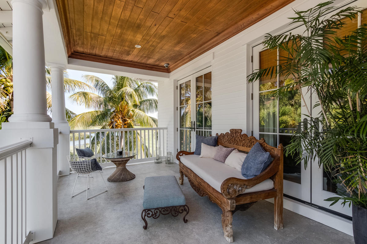 ROYAL PALM YACHT & COUNTRY CLUB - Residential