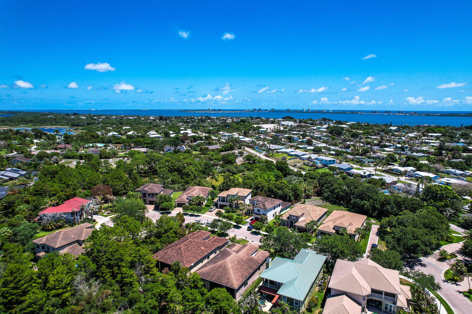 SAVANNA OAKS - Residential